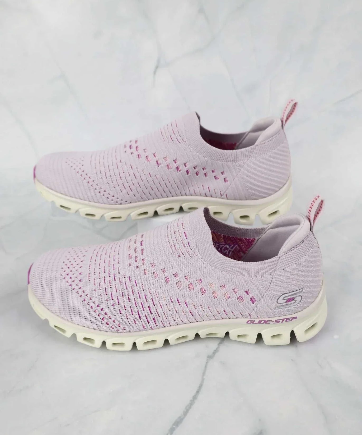 سكيتشرز نسائي جلايد ستيب 104121