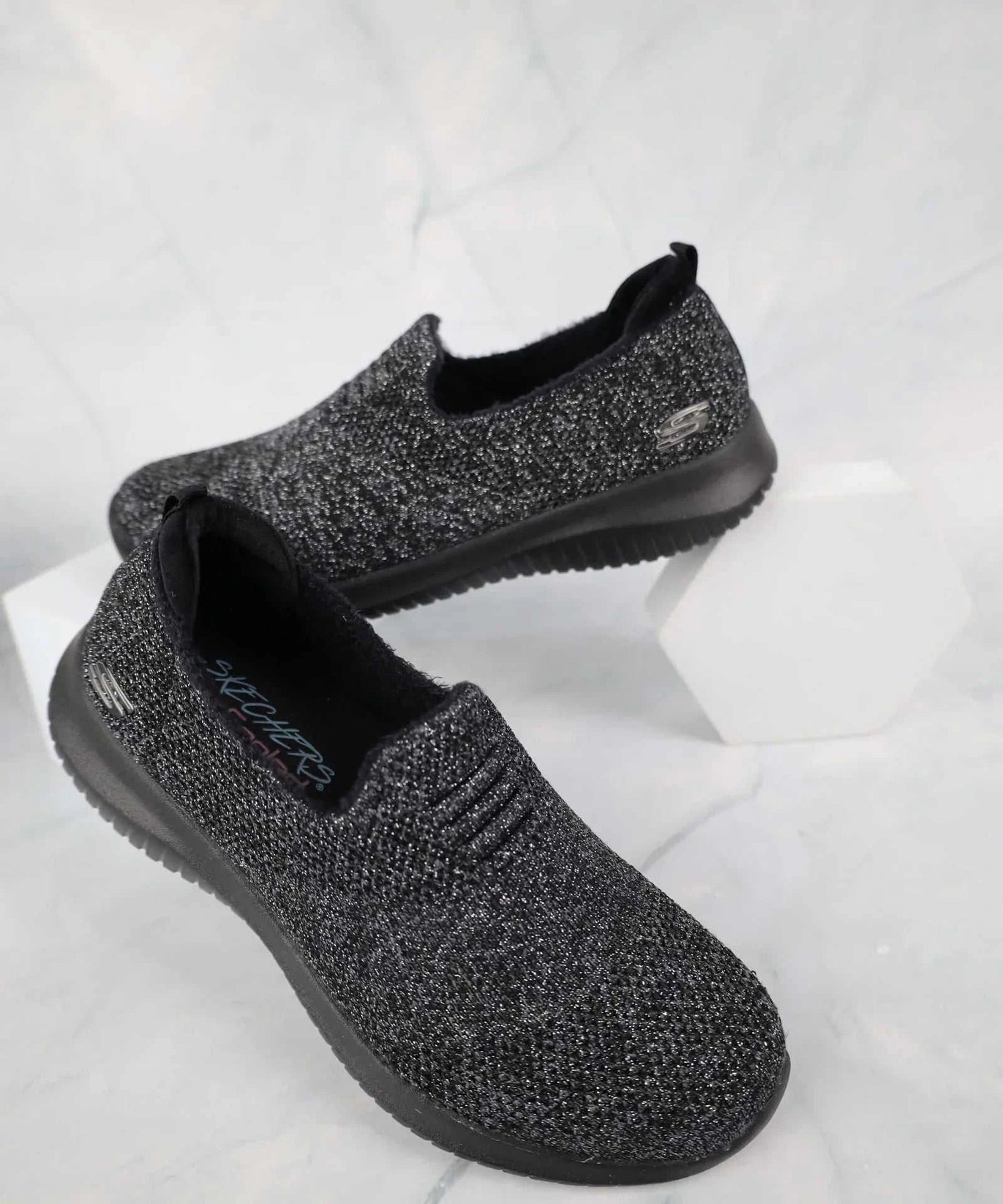 سكيتشرز نسائي ألترا فليكس 13126