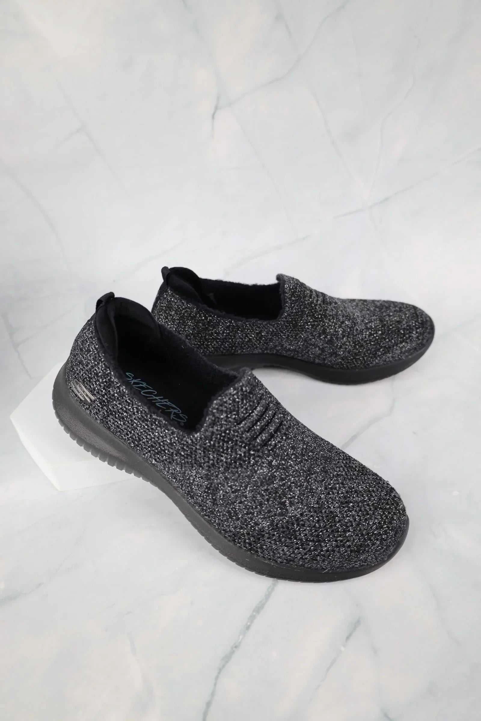 سكيتشرز نسائي ألترا فليكس 13126