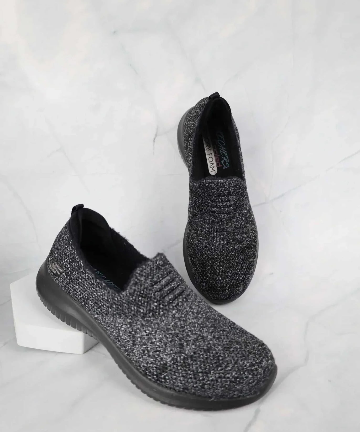 سكيتشرز نسائي ألترا فليكس 13126