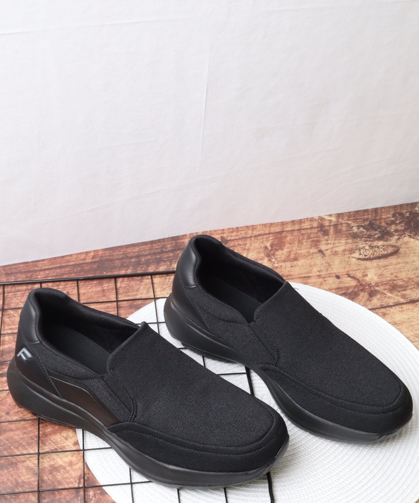 حذاء رياضي رجالي 16615