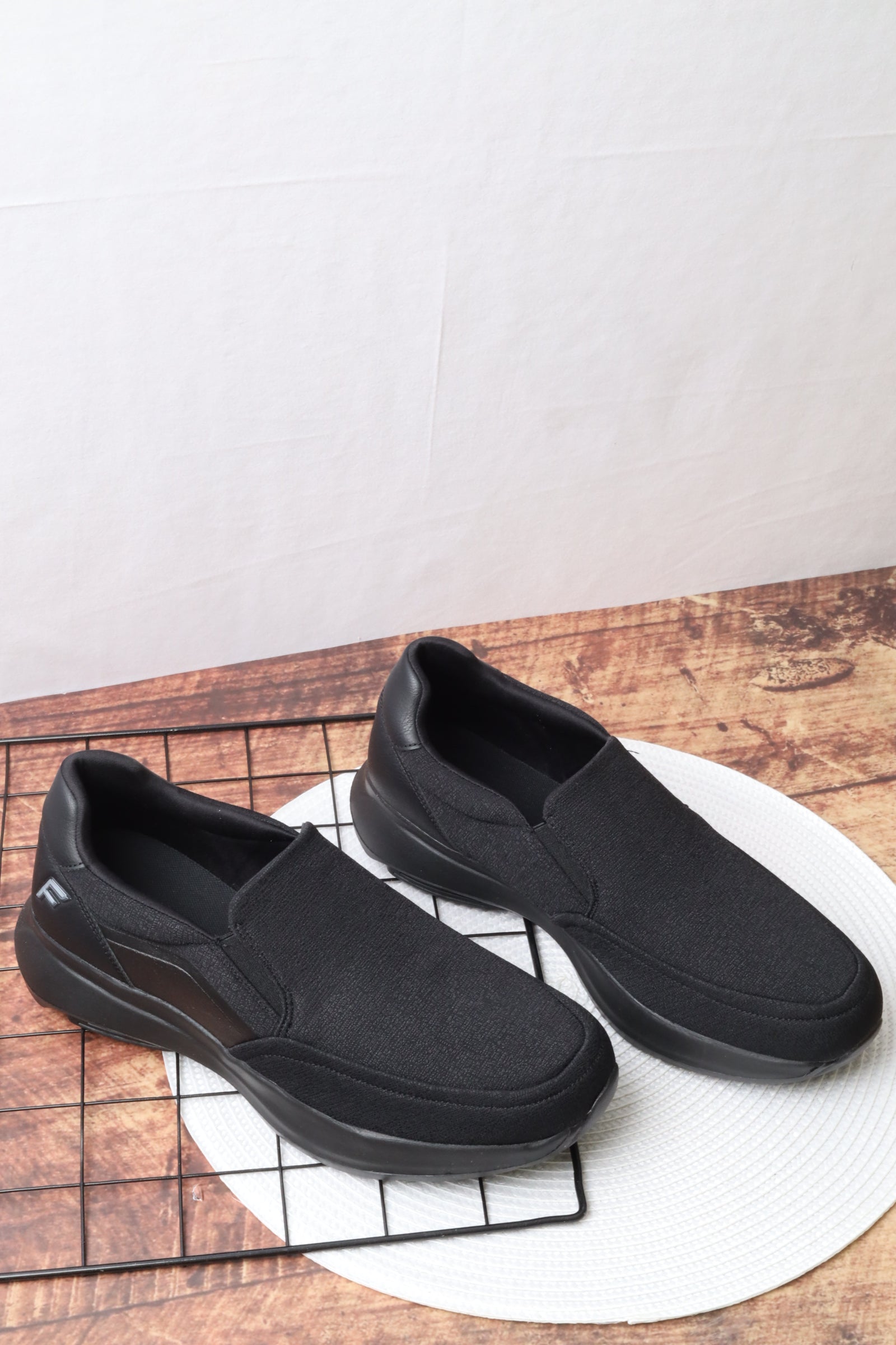 حذاء رياضي رجالي 16615