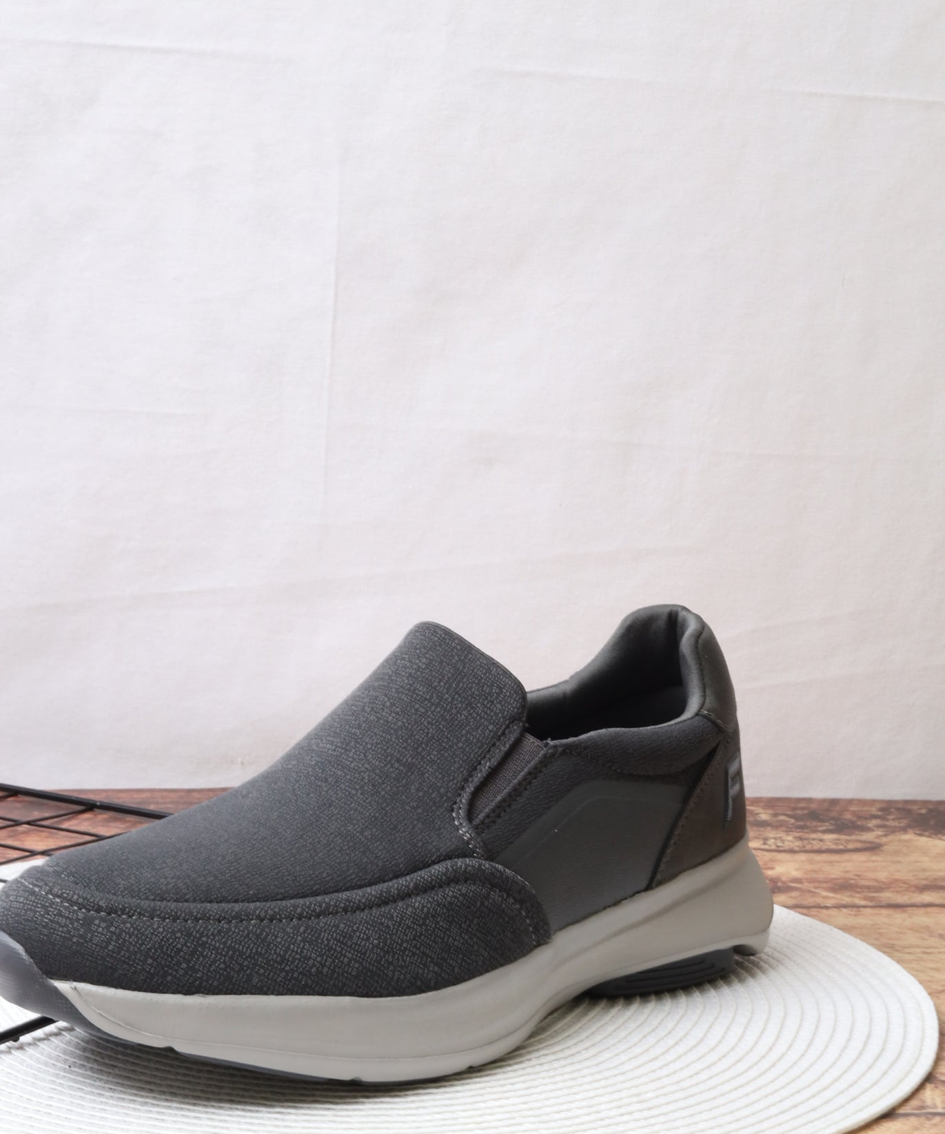 حذاء رياضي رجالي 16615