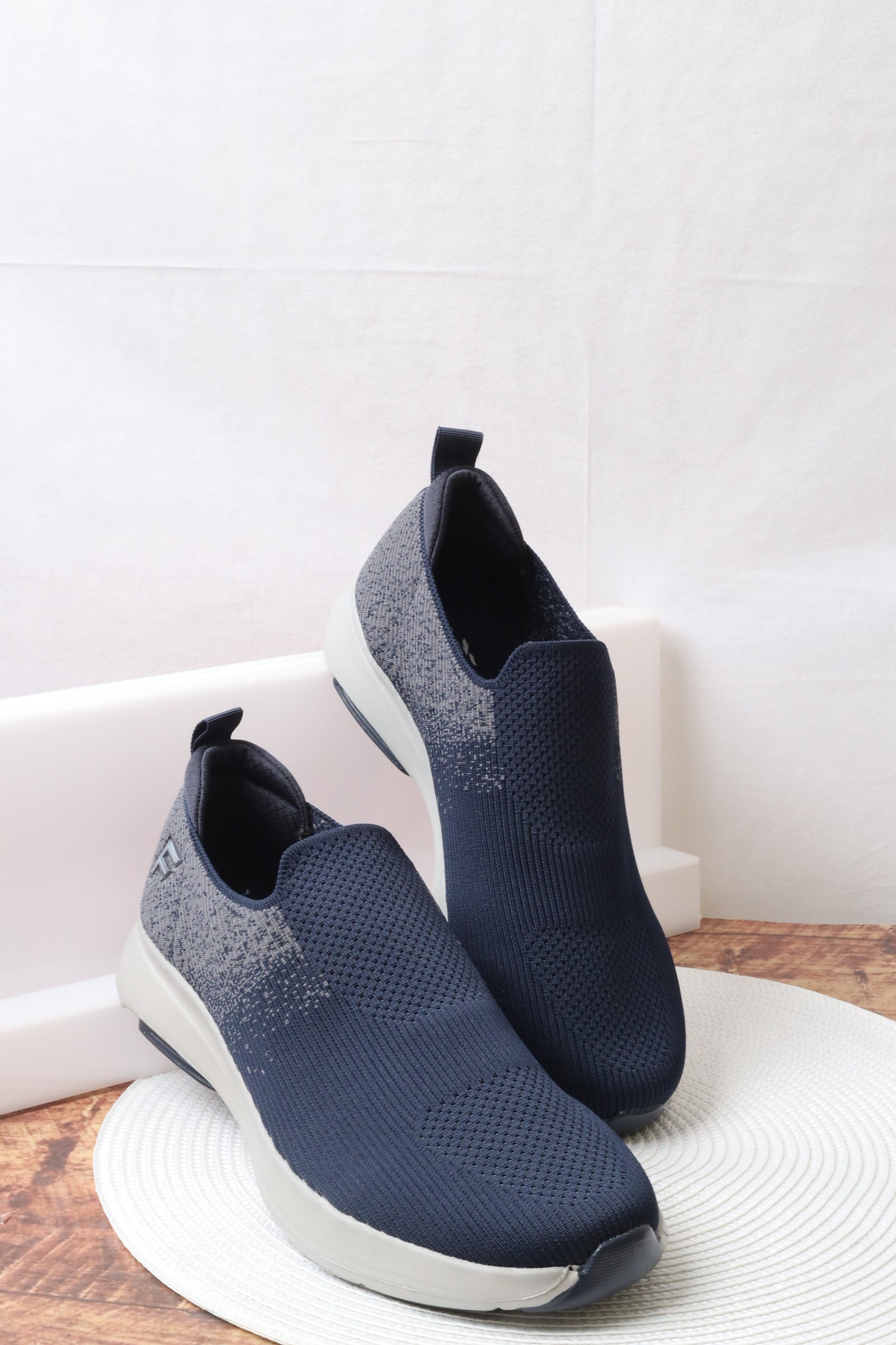 حذاء رياضي رجالي 16621