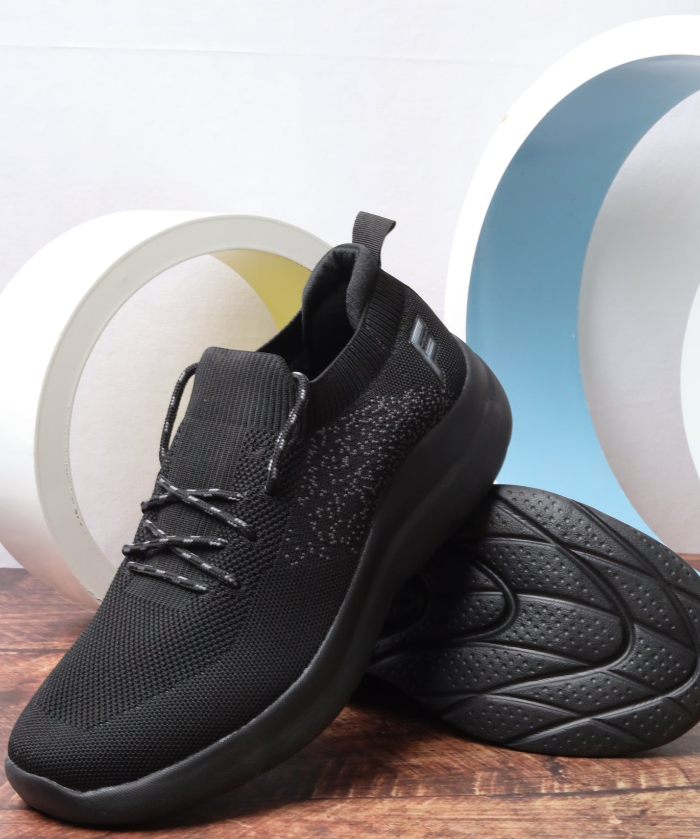 حذاء رياضي رجالي 16513