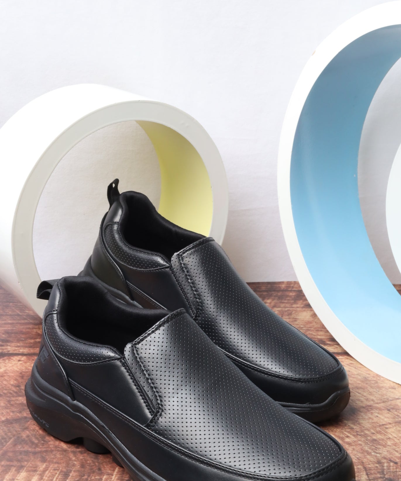 حذاء رياضي رجالي 16608