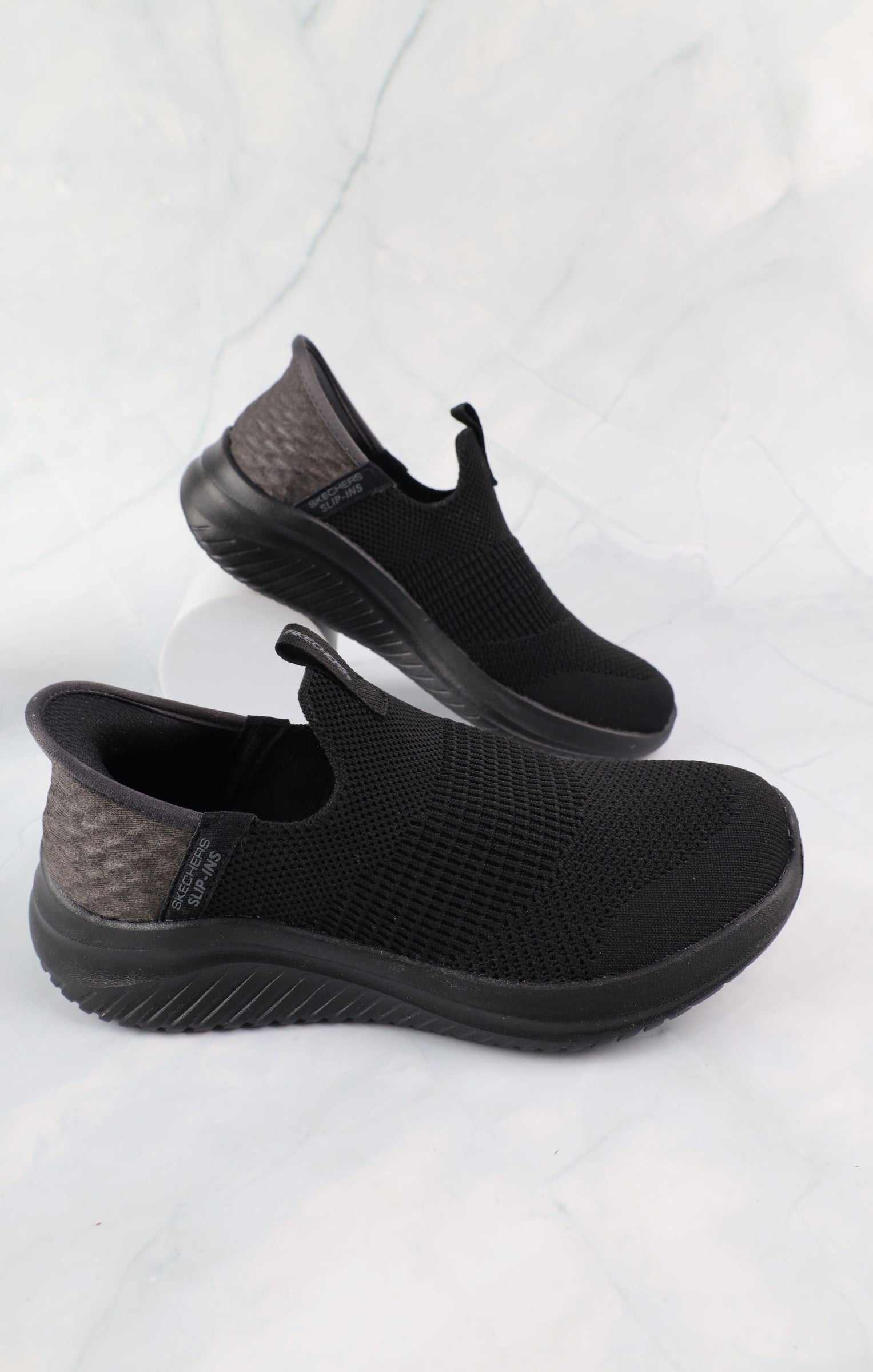 سكيتشرز اطفالي ألترا فليكس 403844