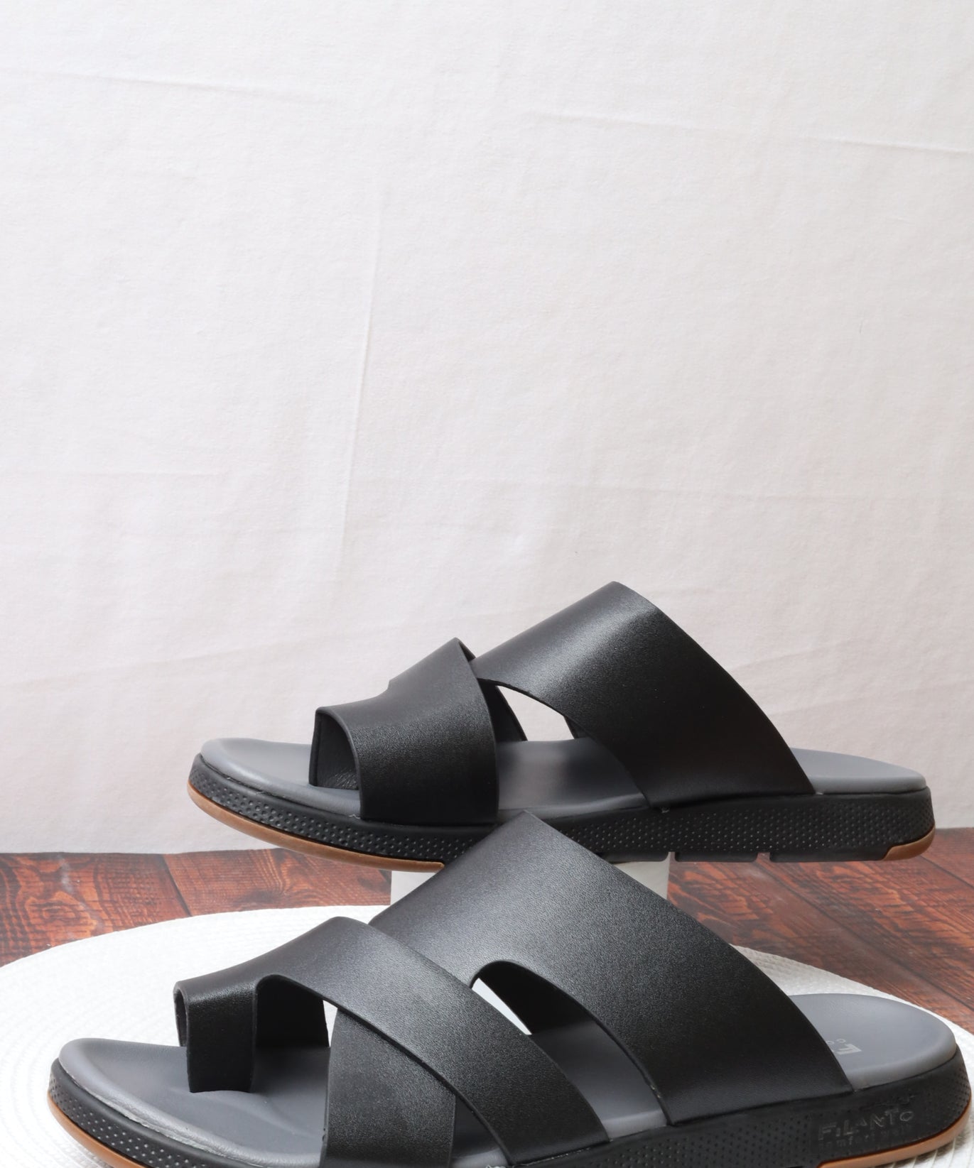 صندل رجالي 15936