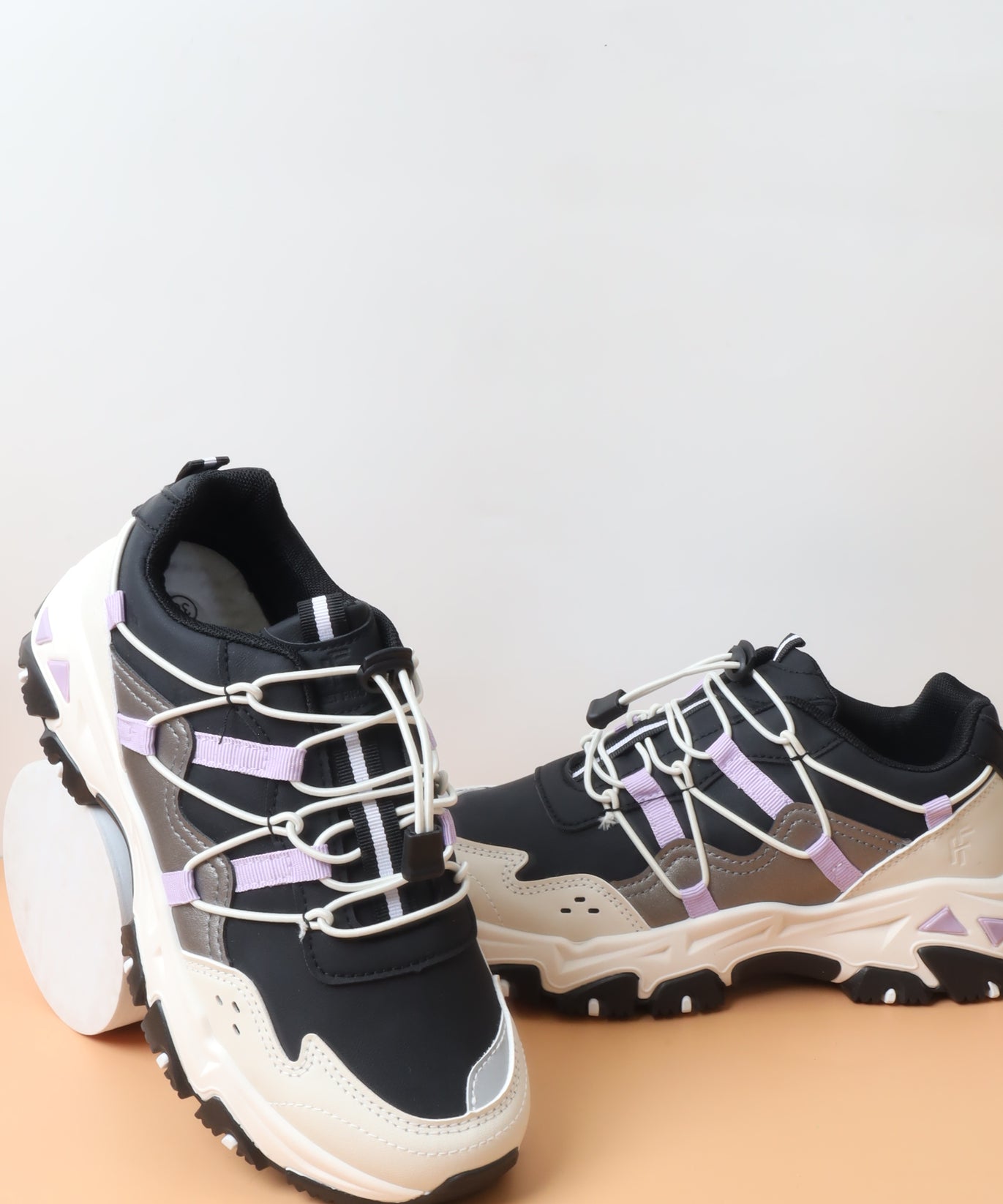 حذاء رياضي نسائي 11-466