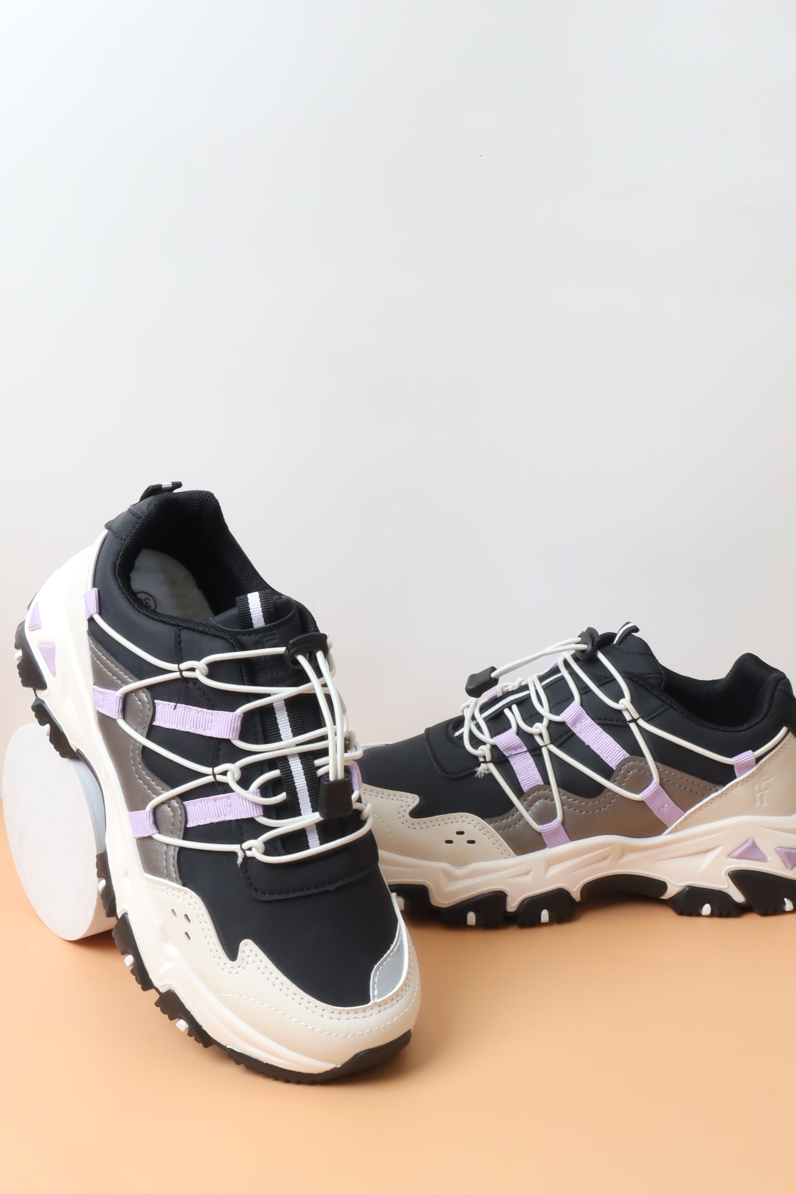 حذاء رياضي نسائي 11-466