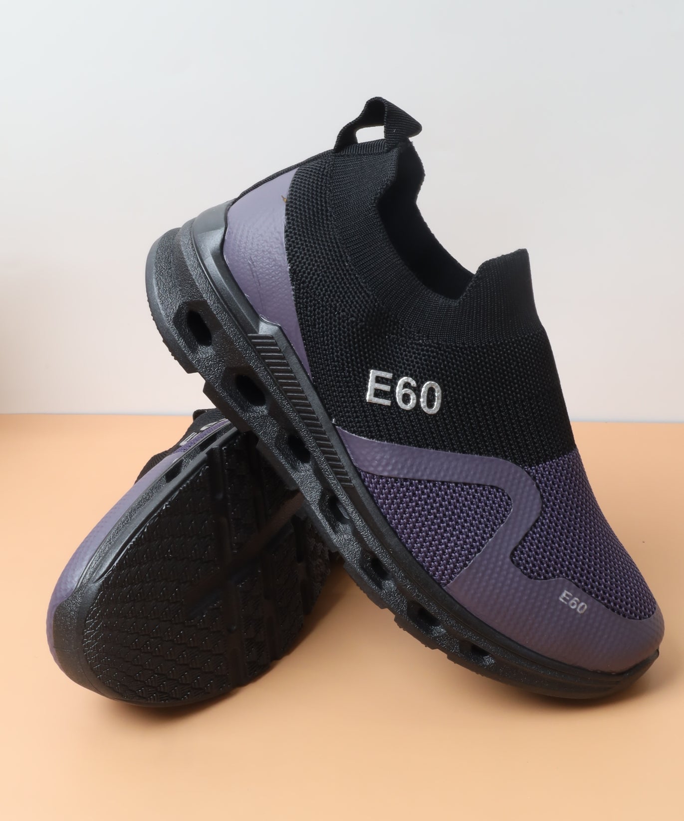 حذاء رياضي نسائي 5616-144