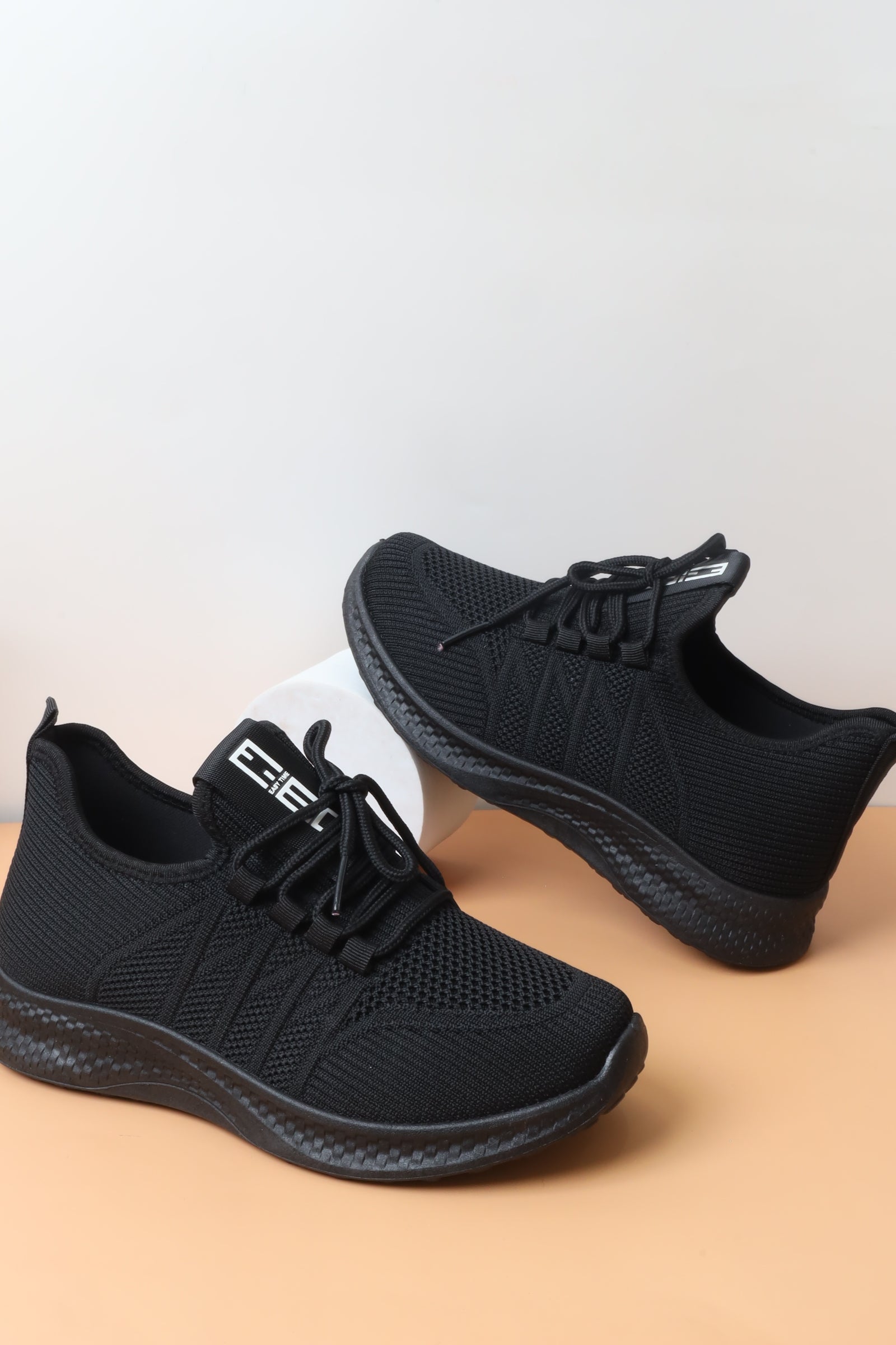 حذاء رياضي نسائي 5410-144