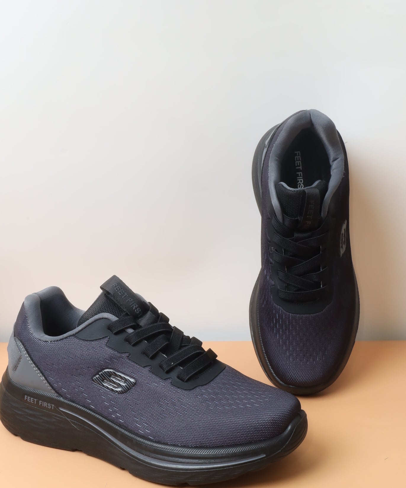 حذاء رياضي نسائي 5713-144