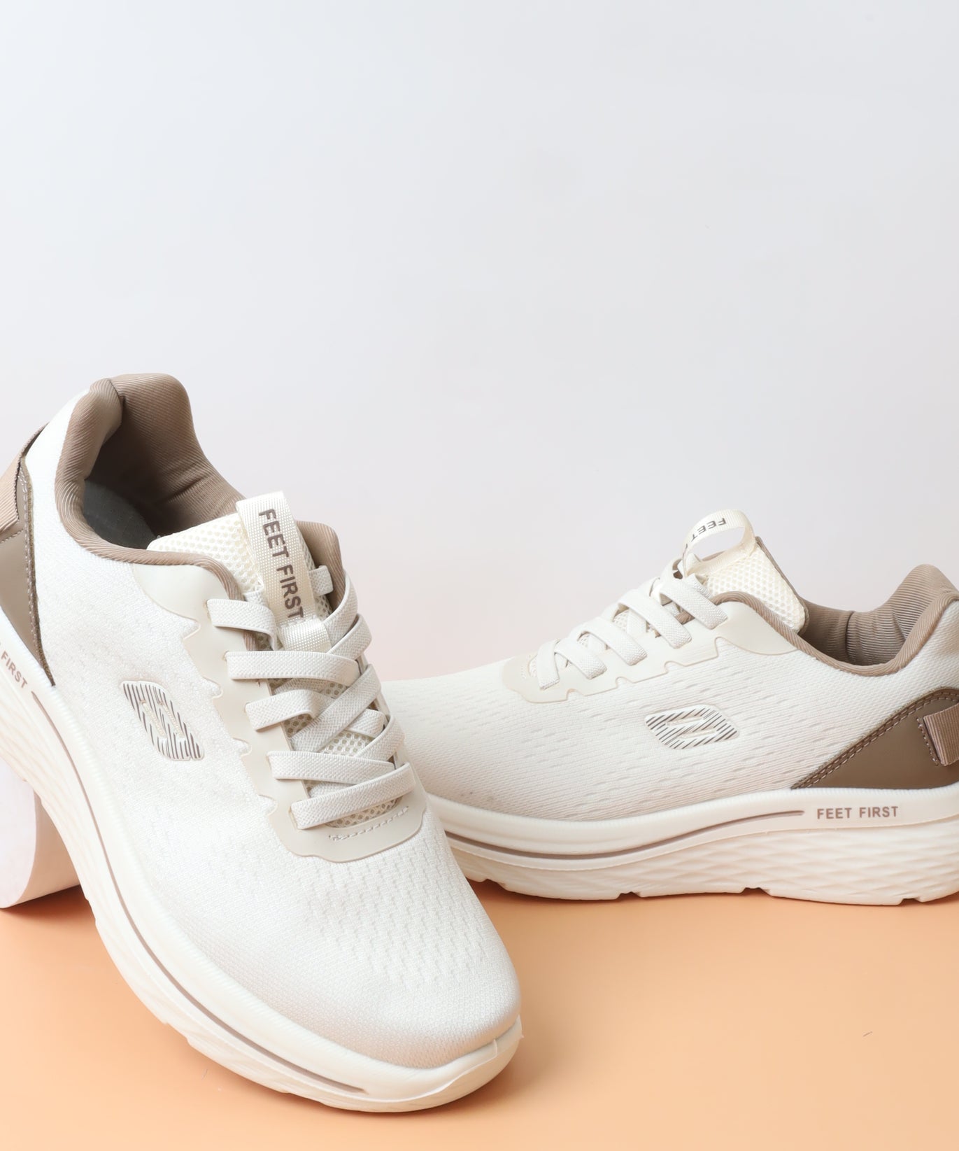 حذاء رياضي نسائي 5713-144