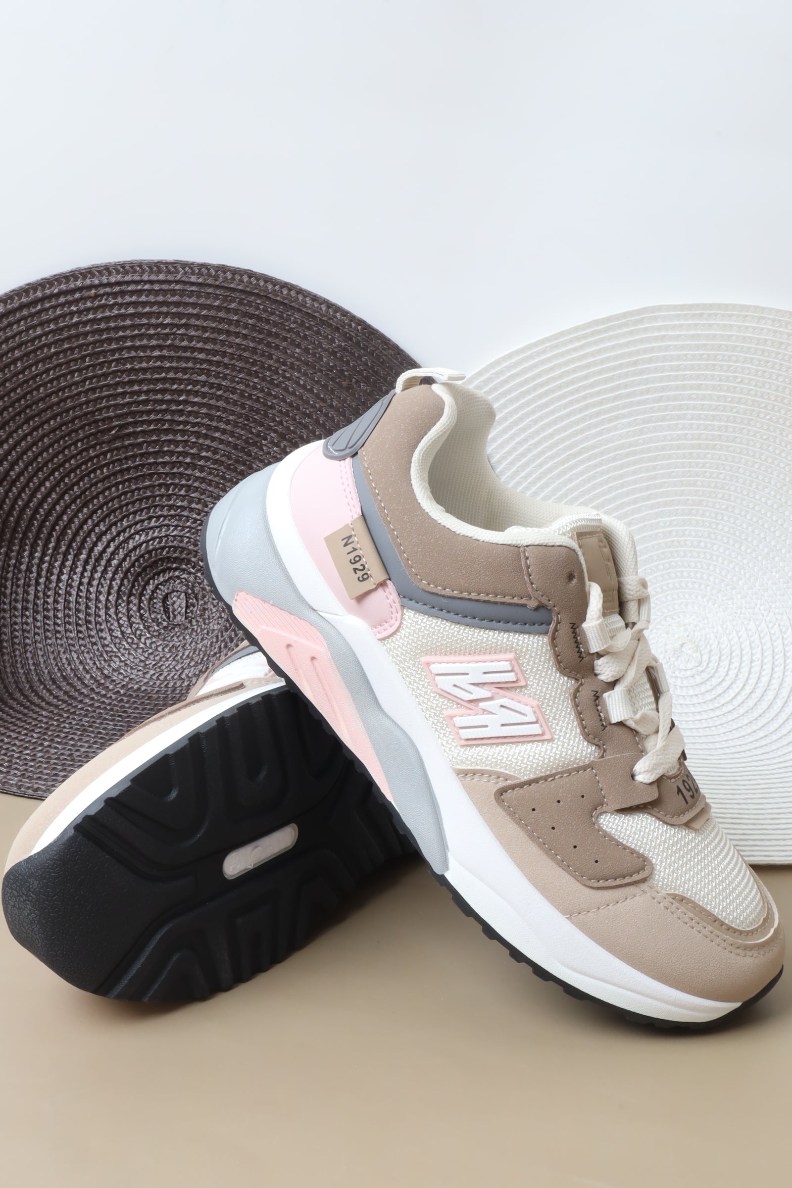 حذاء رياضي نسائي 57-486