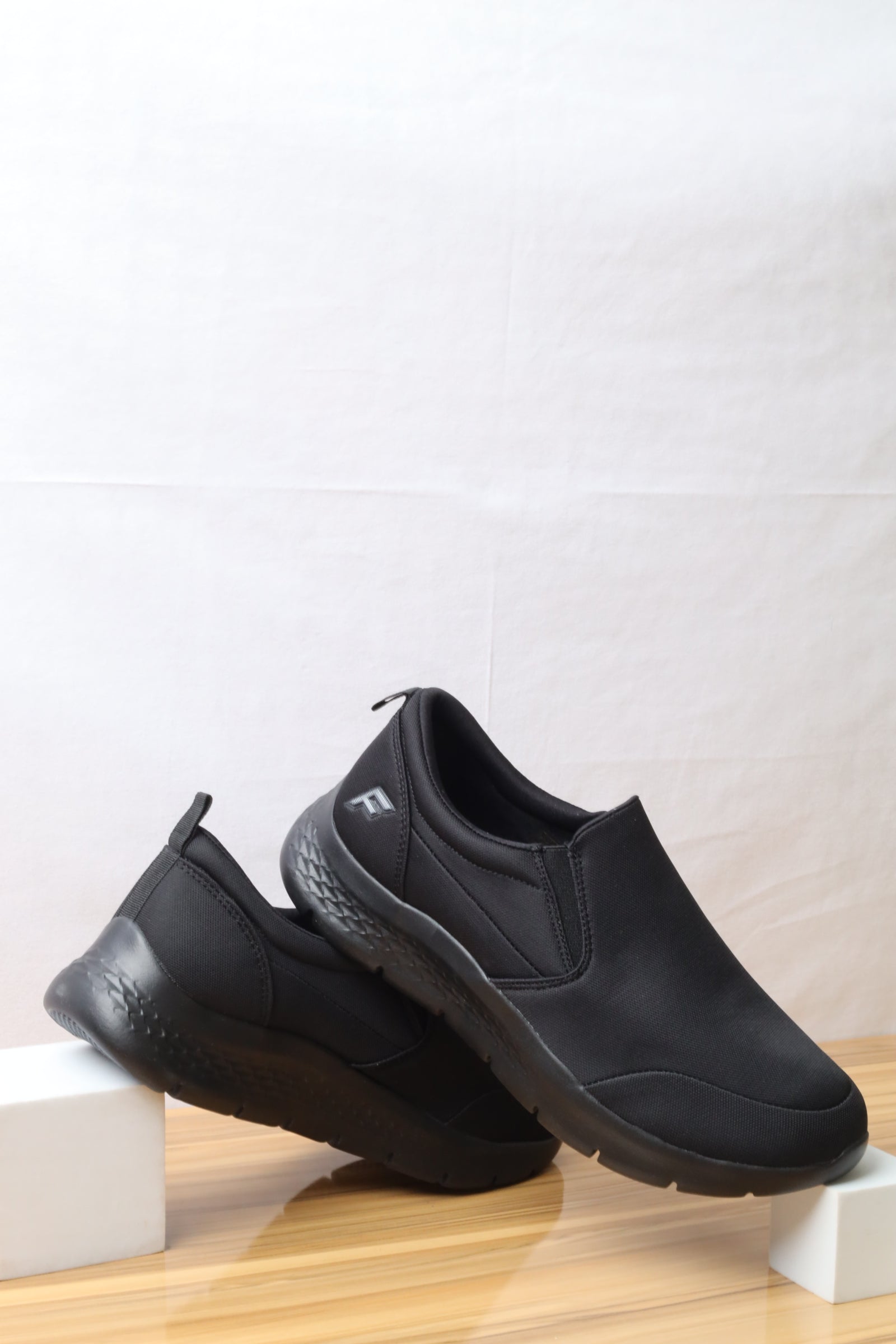 حذاء رياضي رجالي 16651