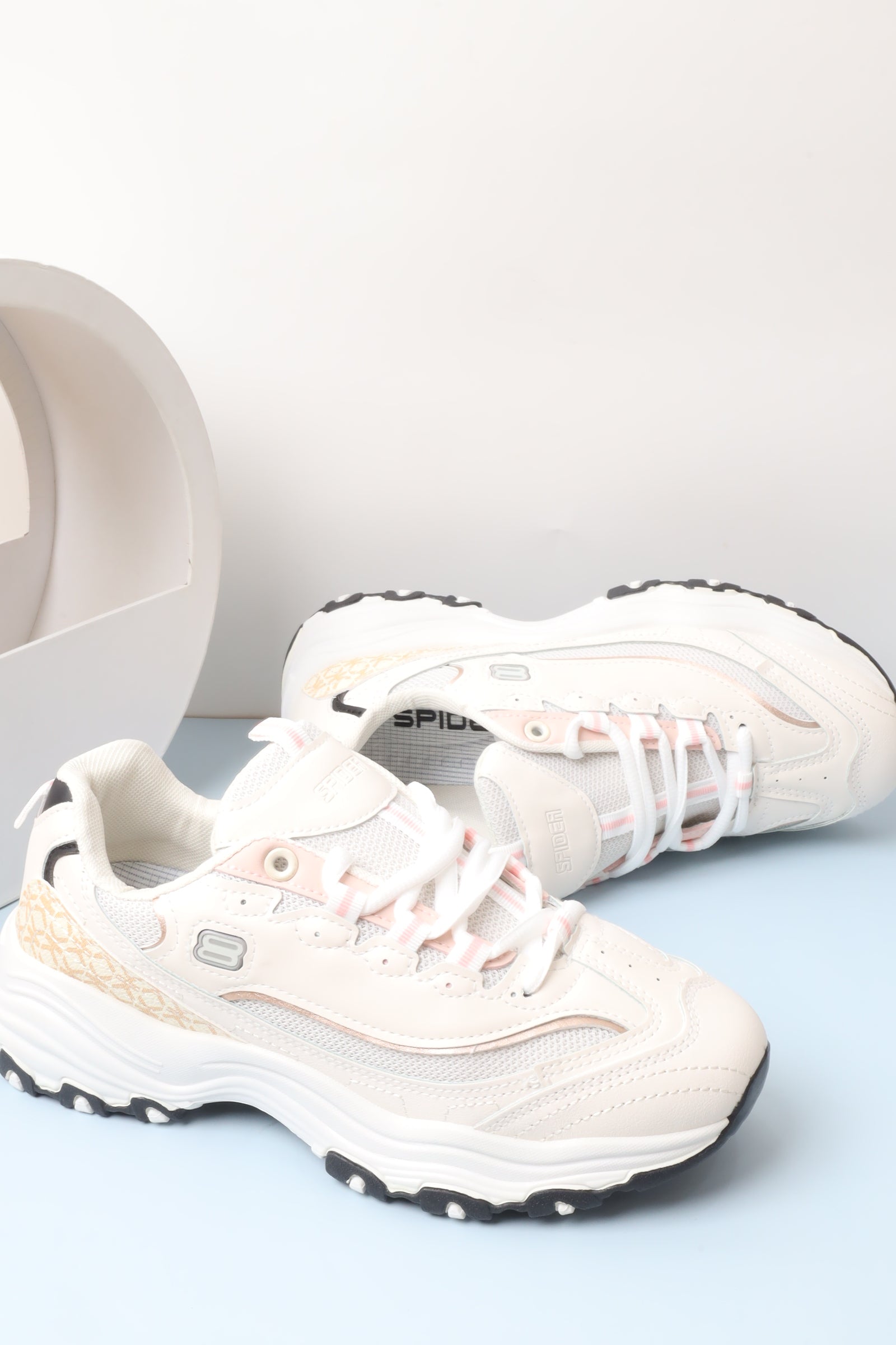 حذاء رياضي نسائي 79-486