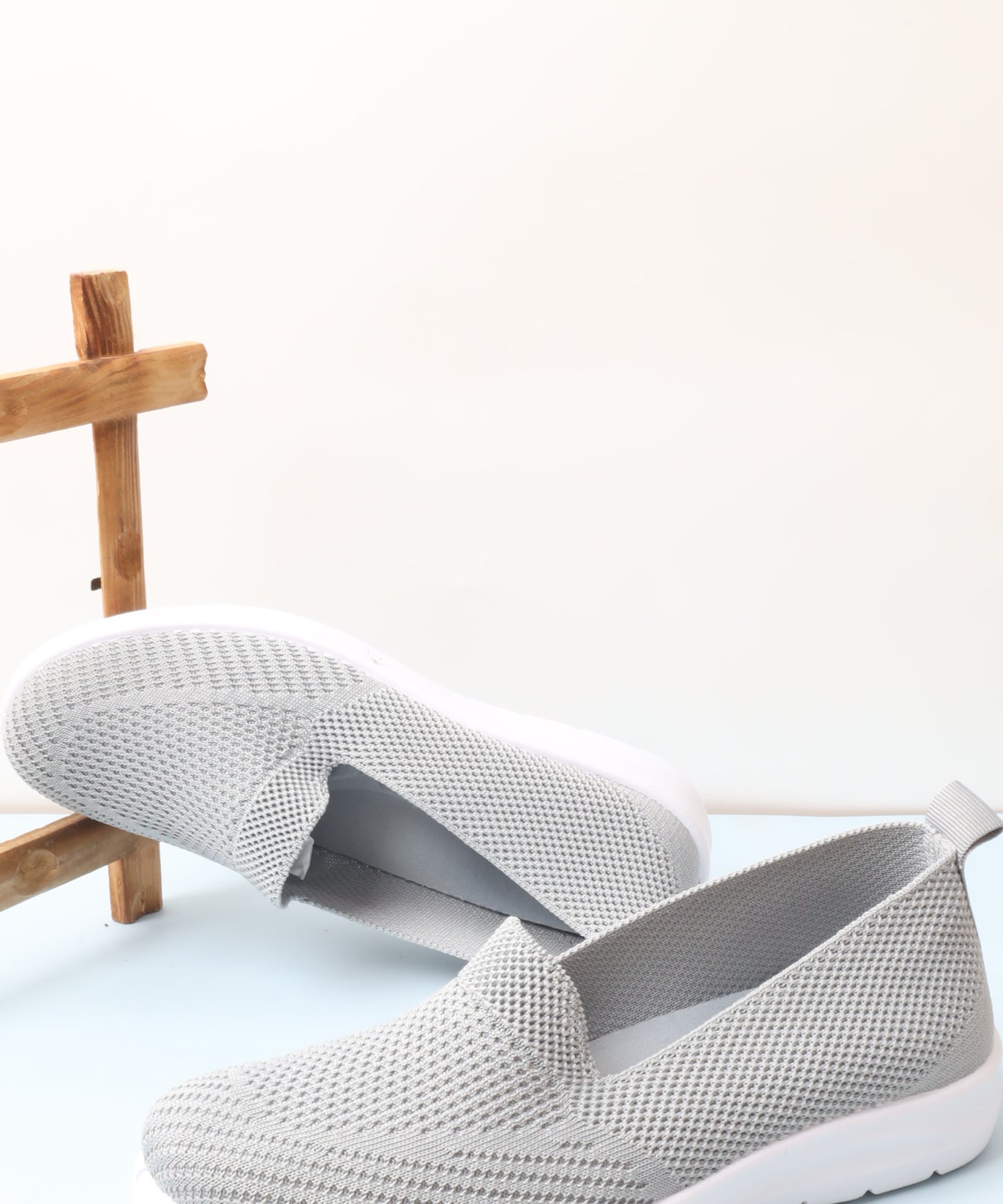 حذاء رياضي نسائي 44-504