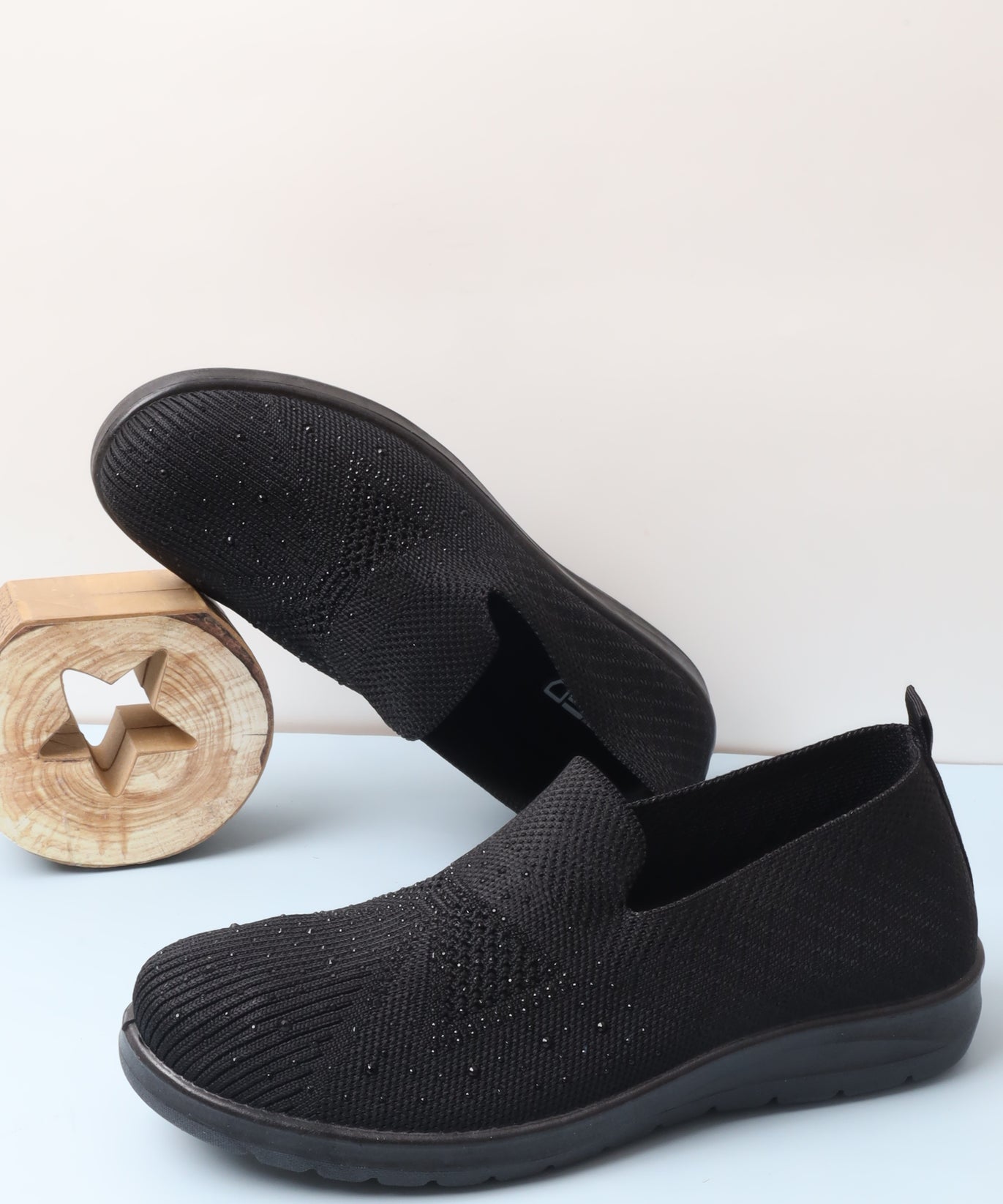 حذاء رياضي نسائي 48-504