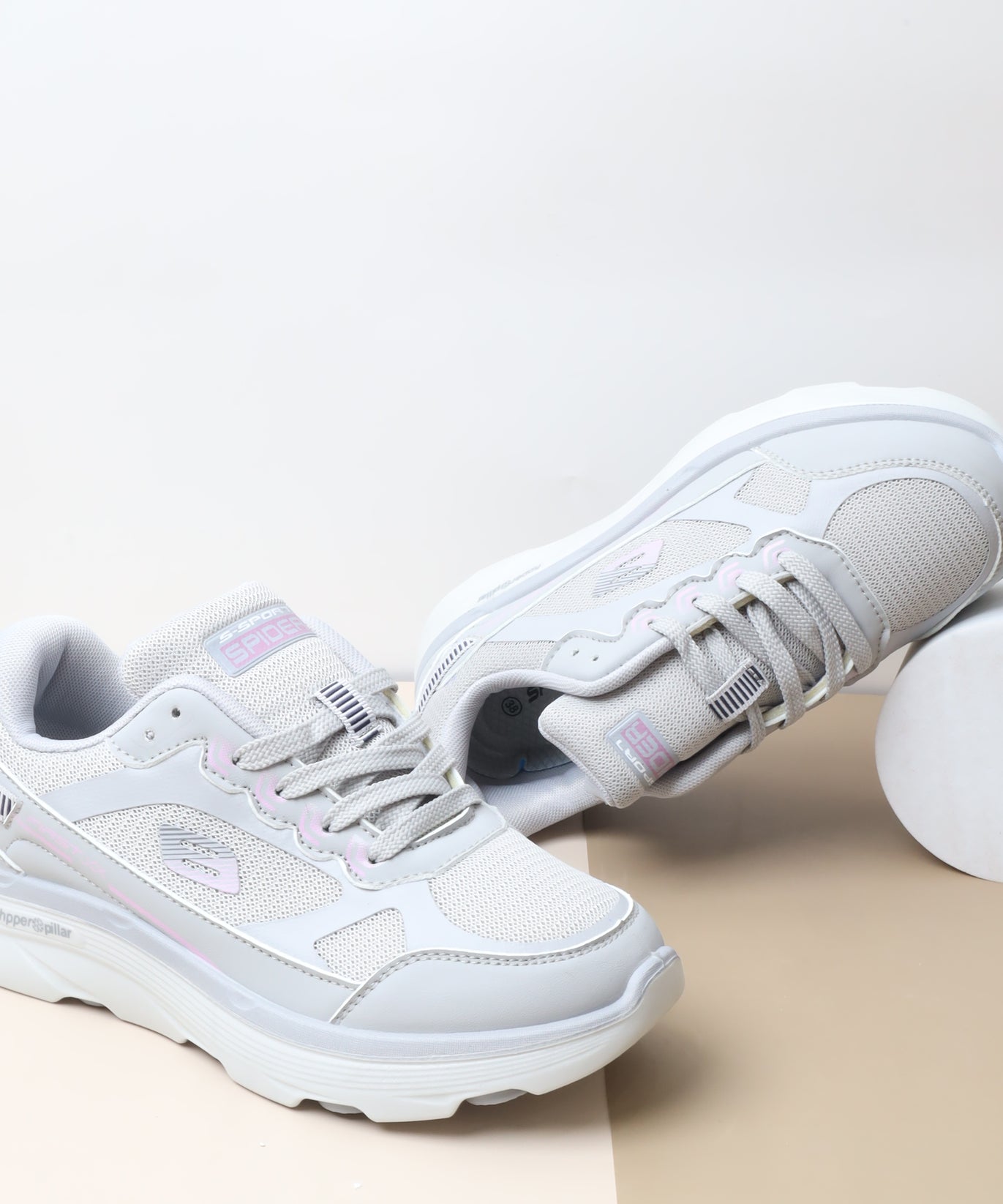 حذاء رياضي نسائي 4605-144