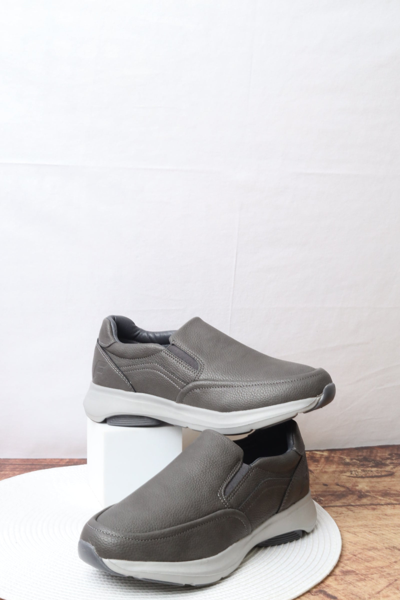 حذاء ولادي 19611