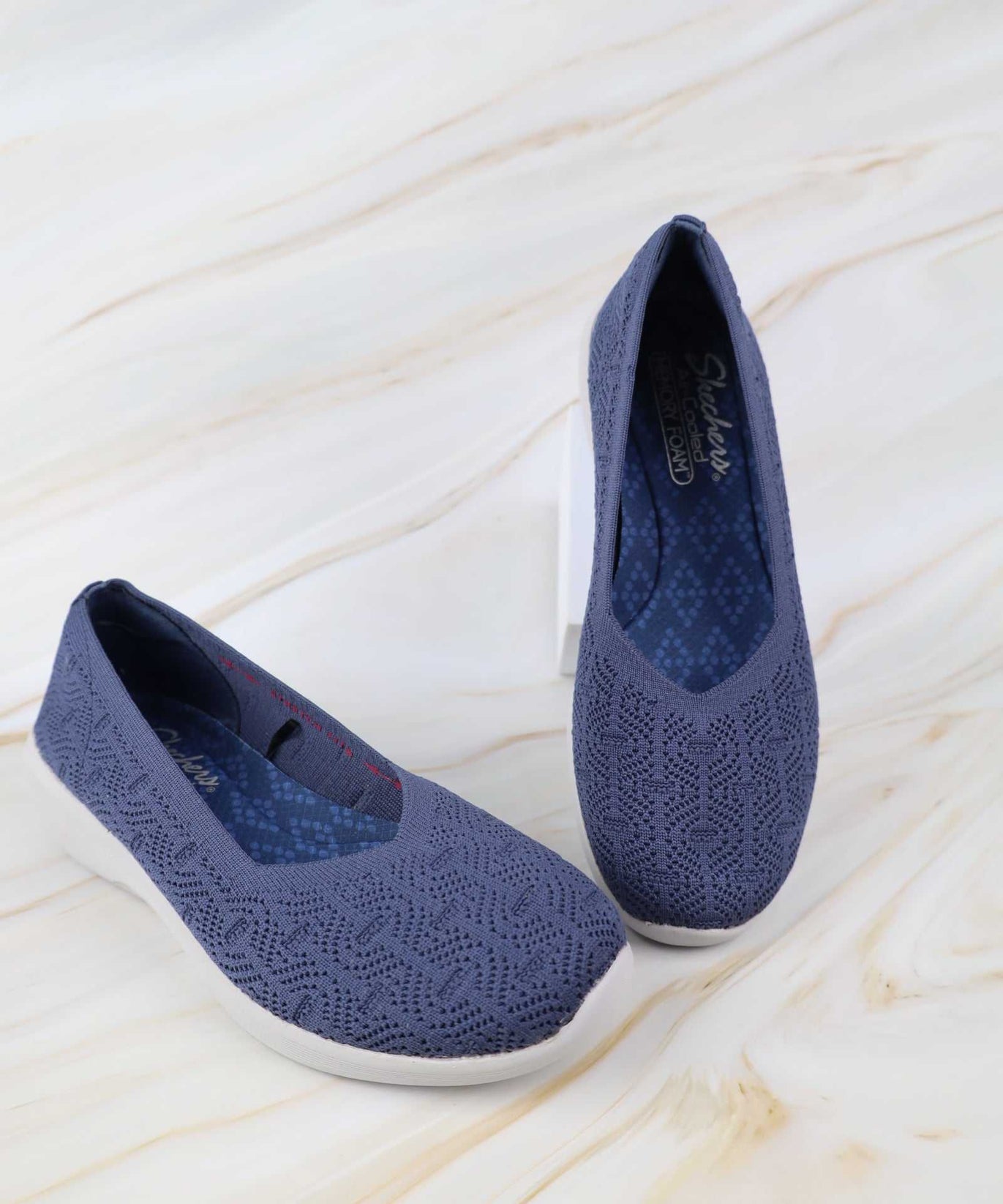 سكيتشرز نسائي آريا فور 158564