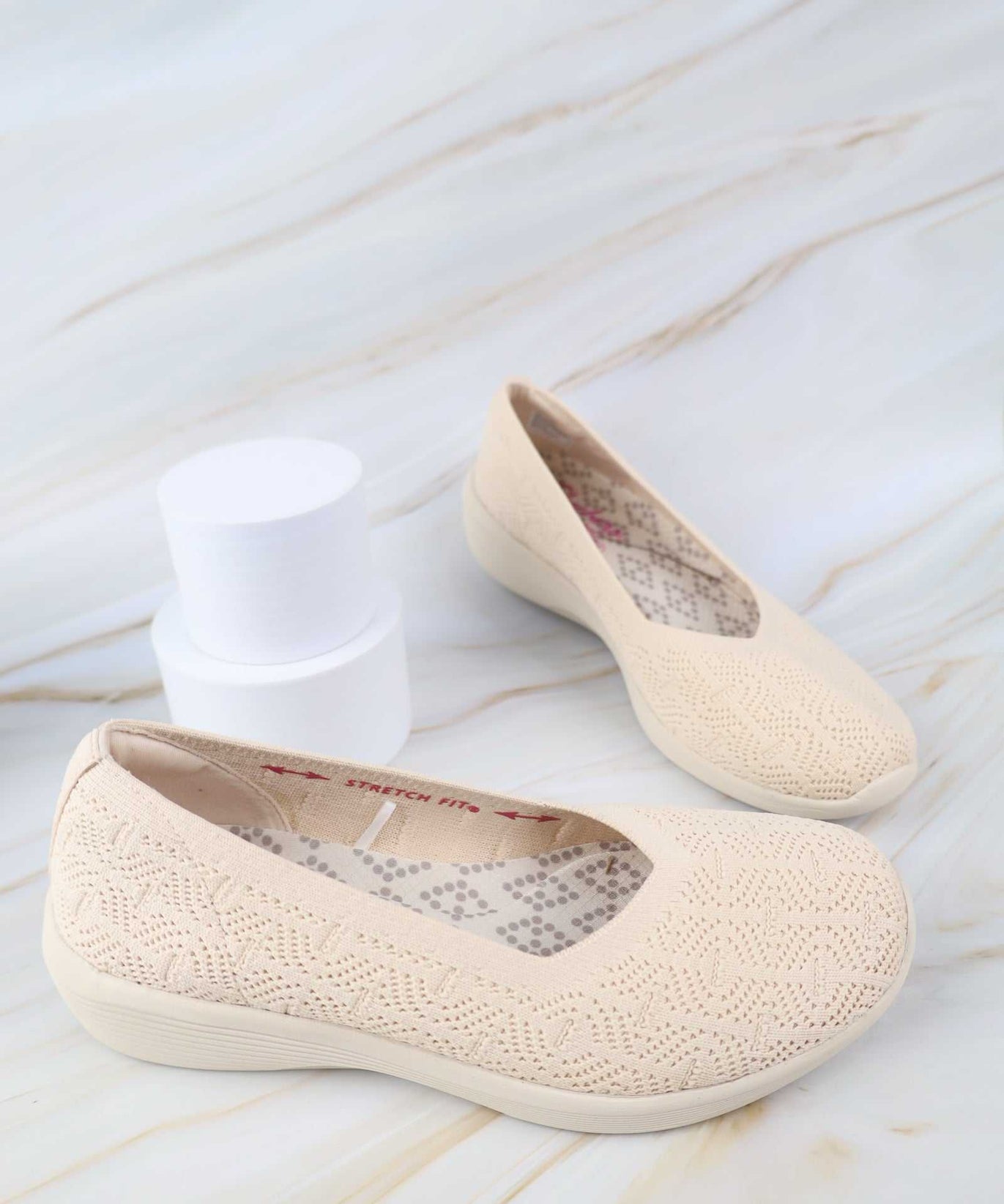 سكيتشرز نسائي آريا فور 158564