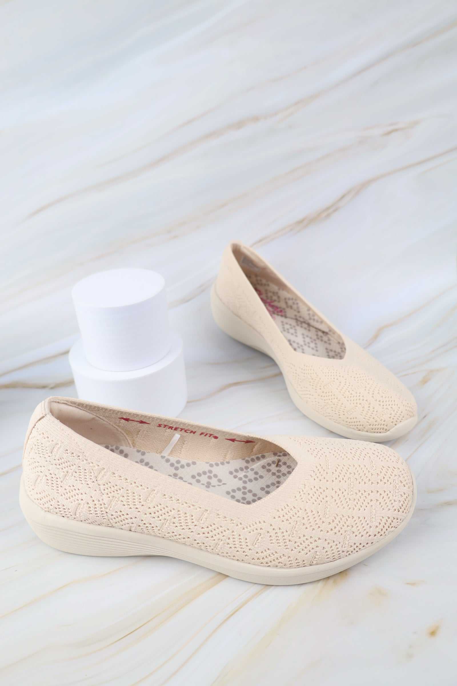 سكيتشرز نسائي آريا فور 158564