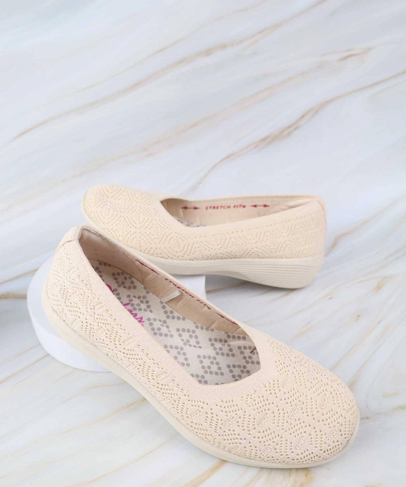 سكيتشرز نسائي آريا فور 158564