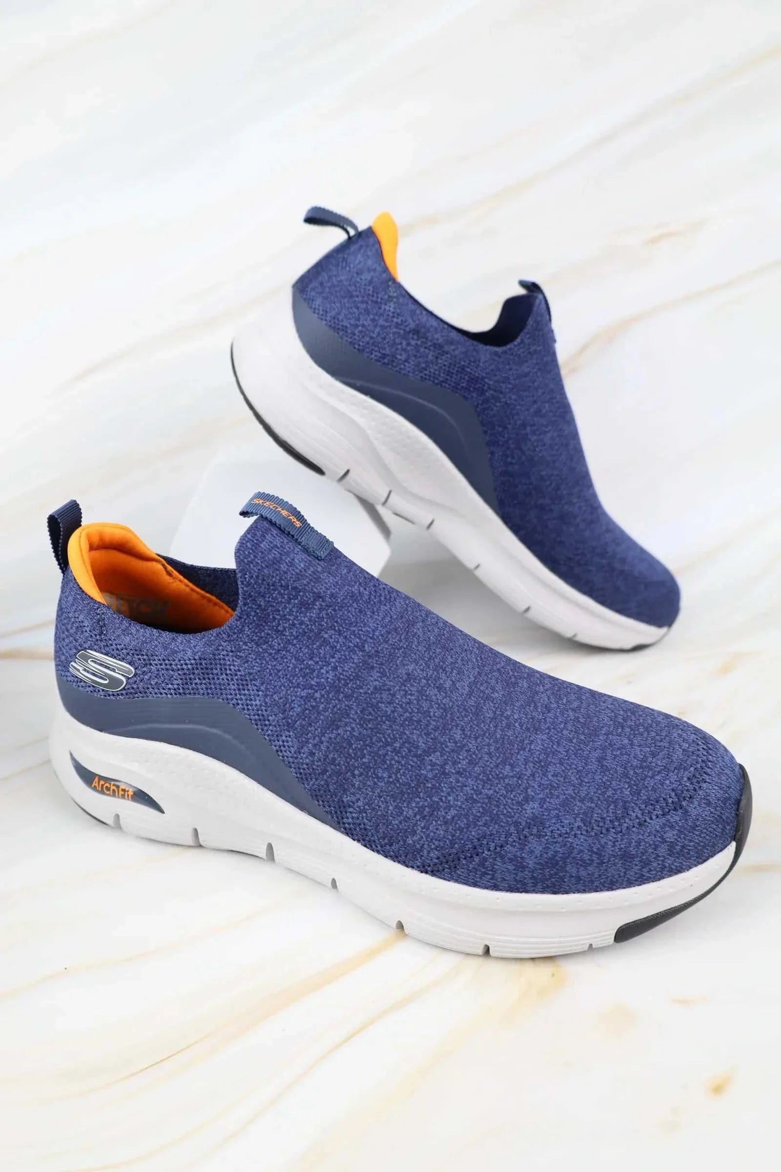 سكيتشرز رجالي آرتش فيت 232404