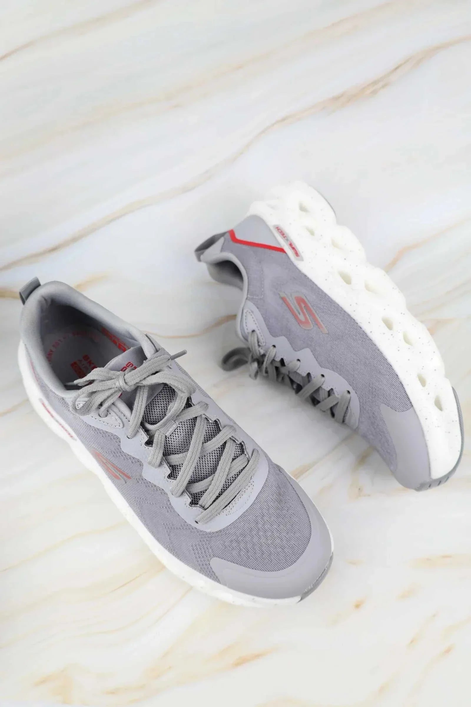 سكيتشرز رجالي جو رن 220546