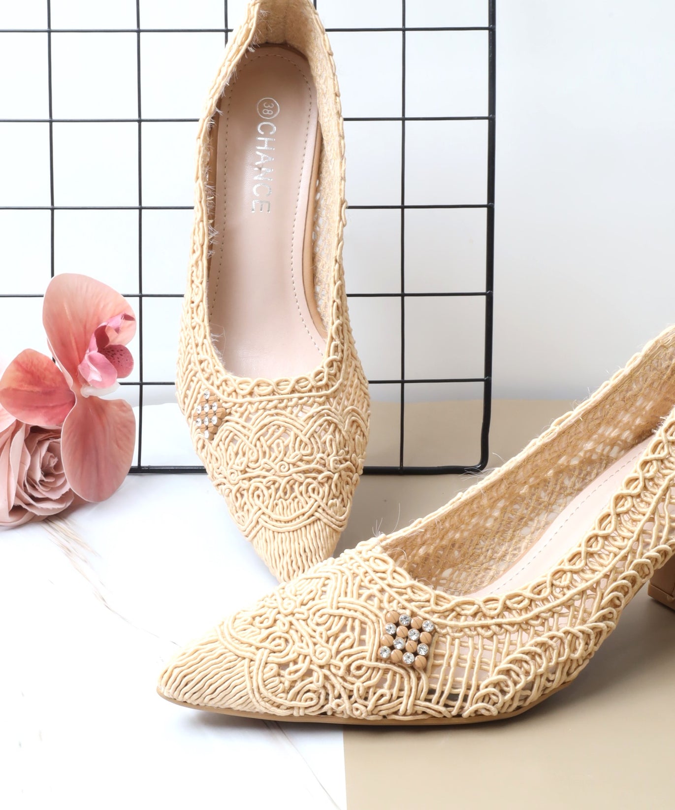 FS3 صندل نسائي بكعب