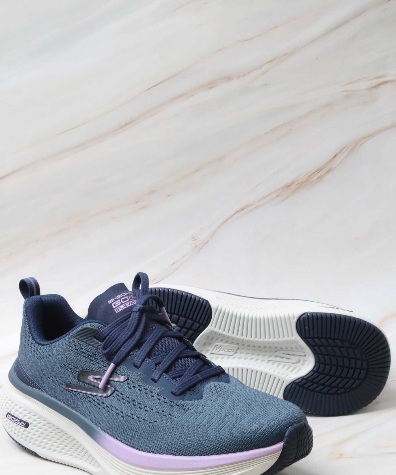 سكيتشرز نسائي جو رن إليفيت 129000