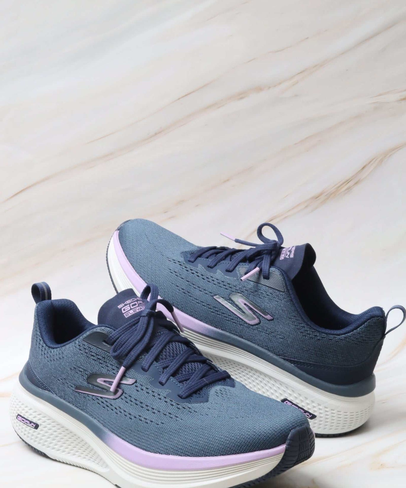 سكيتشرز نسائي جو رن إليفيت 129000