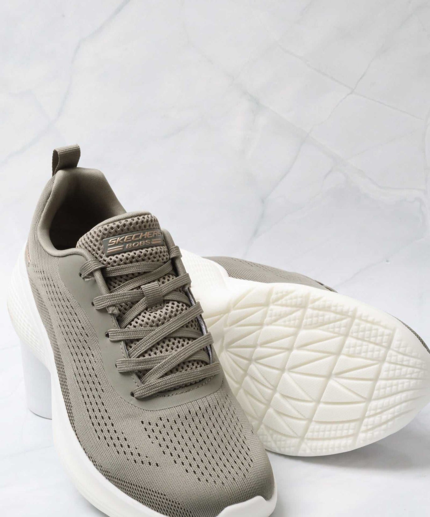 سكيتشرز نسائي بوبس إنفينيتي 117550