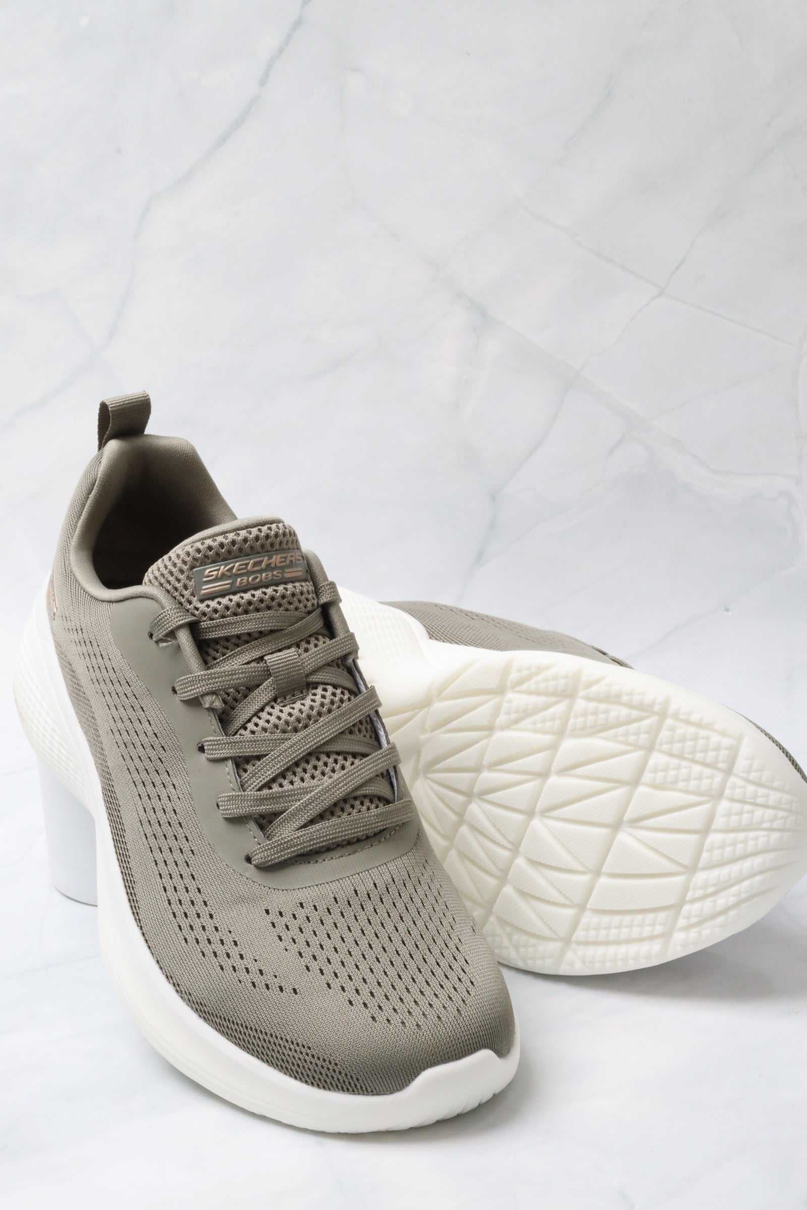 سكيتشرز نسائي بوبس إنفينيتي 117550