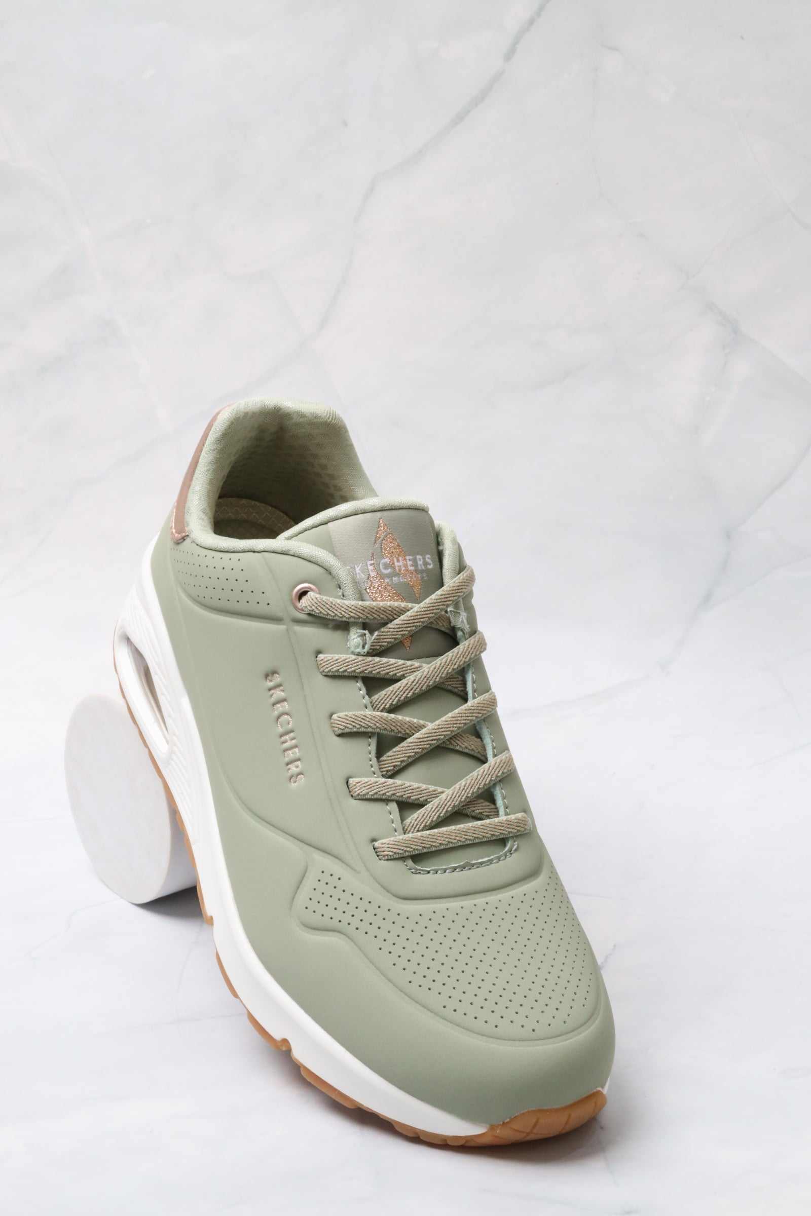 سكيتشرز نسائي أونو 155196