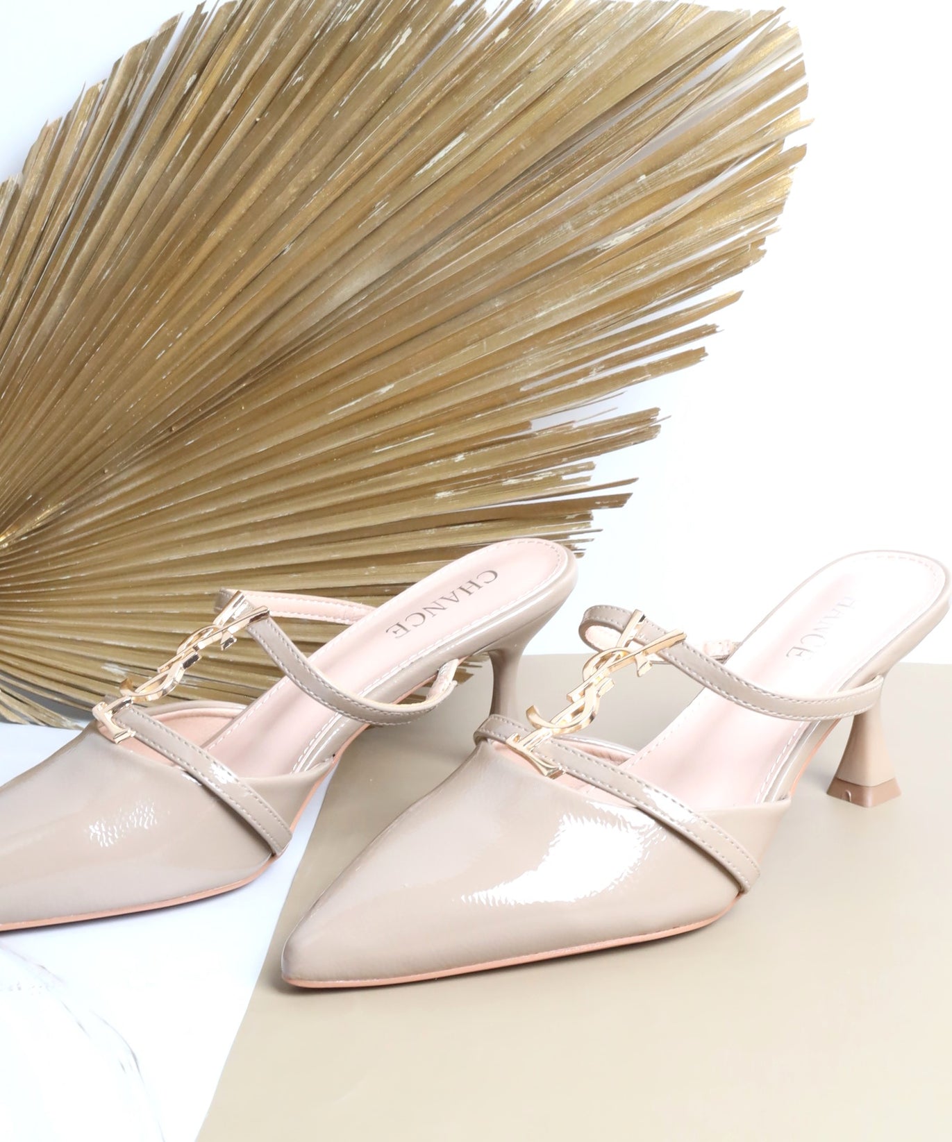 BK-563 صندل نسائي بكعب