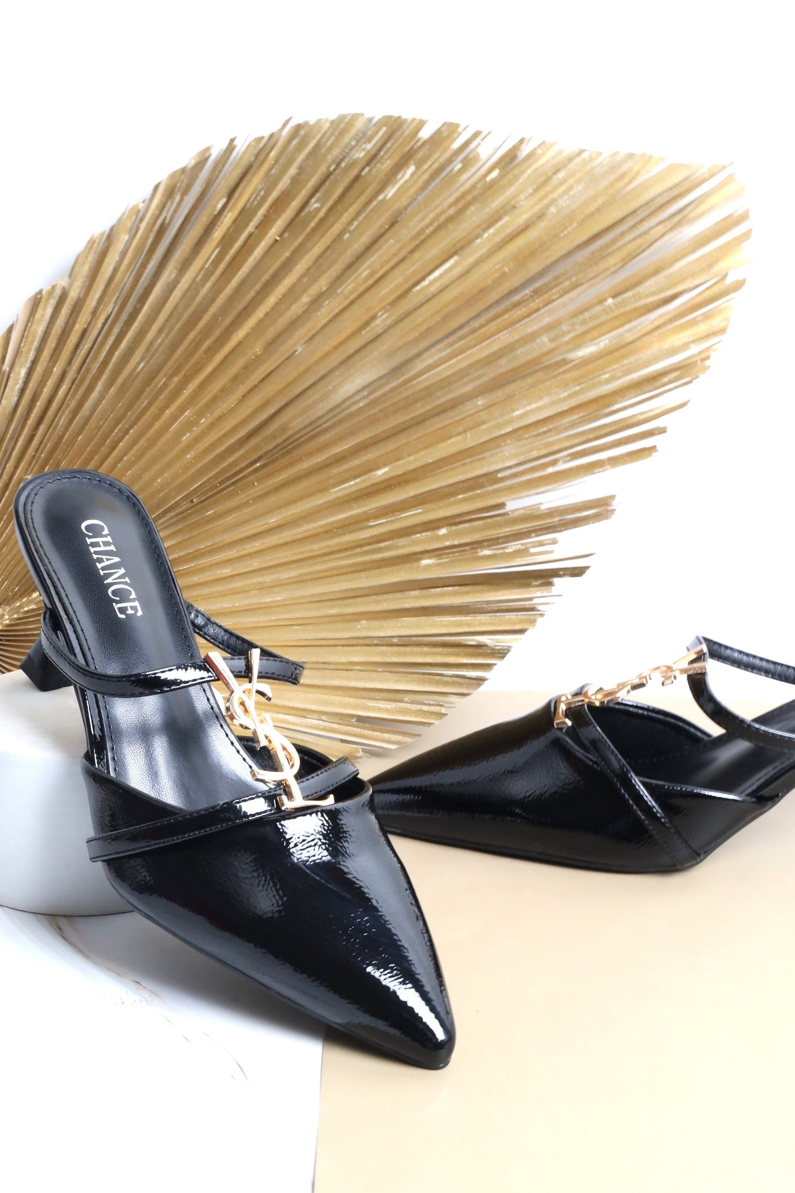 BK-563 صندل نسائي بكعب