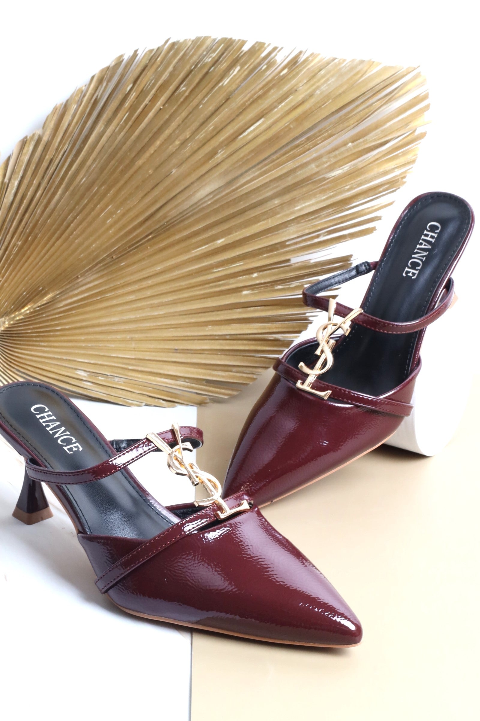 BK-563 صندل نسائي بكعب