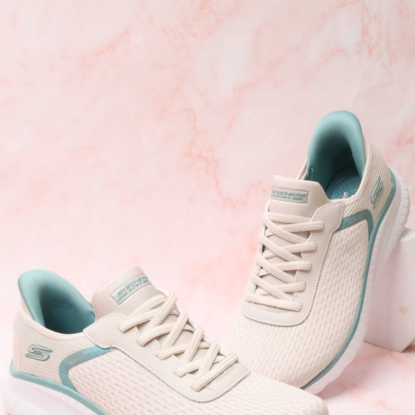 سكيتشرز نسائي بوبس سكواد سليب إن 117489