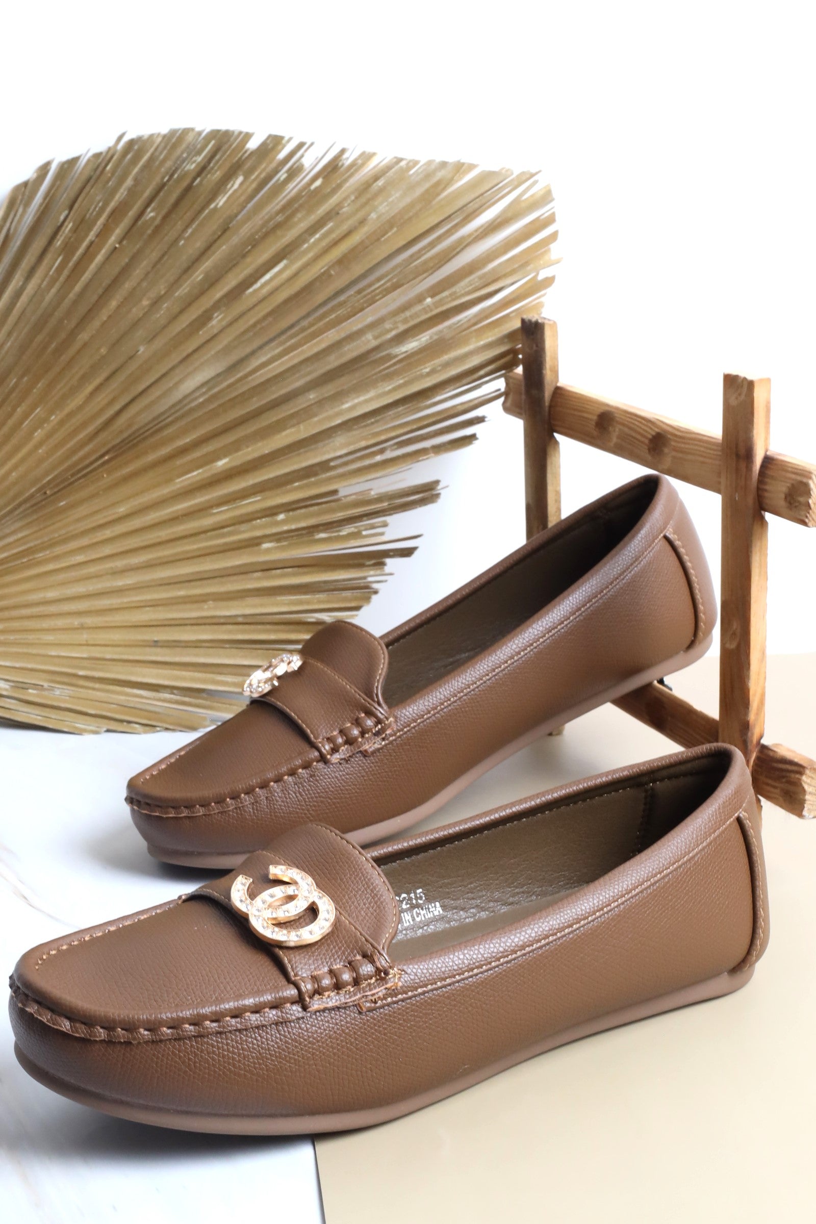 BT-215 حذاء نسائي