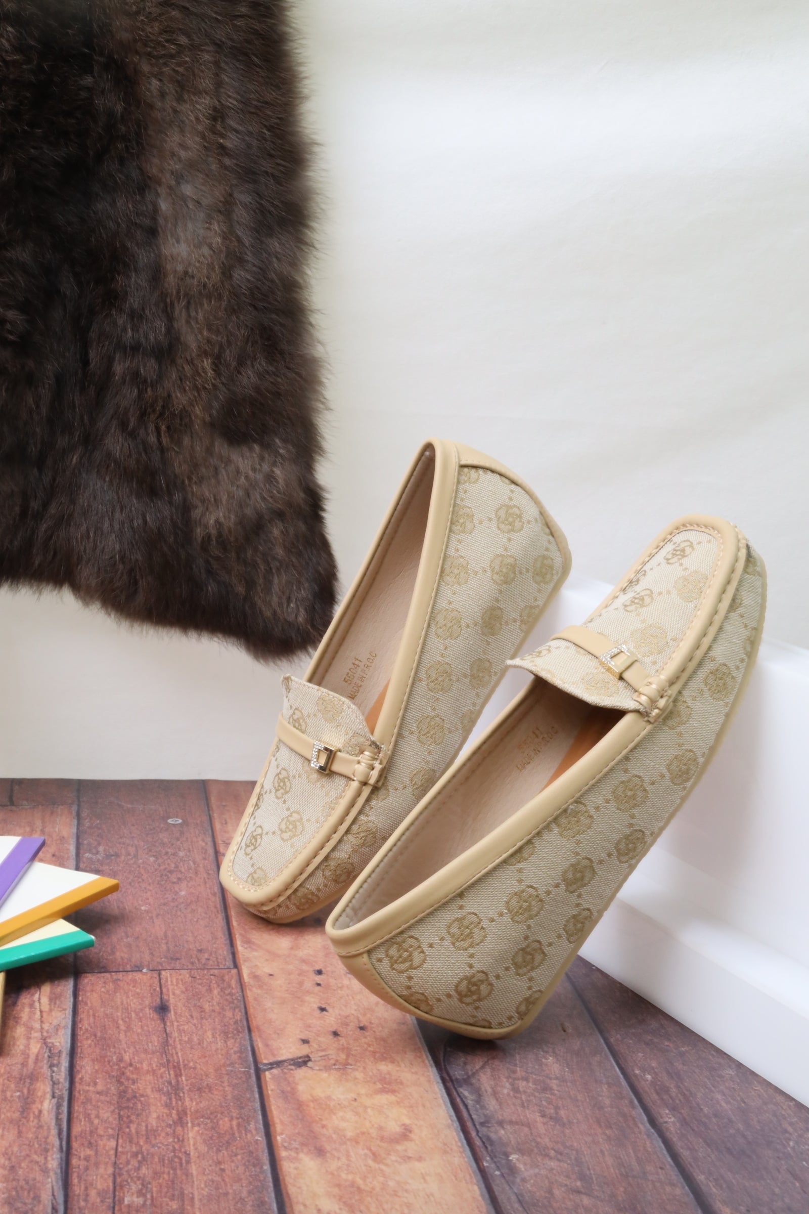 حذاء نسائي فلات 55041