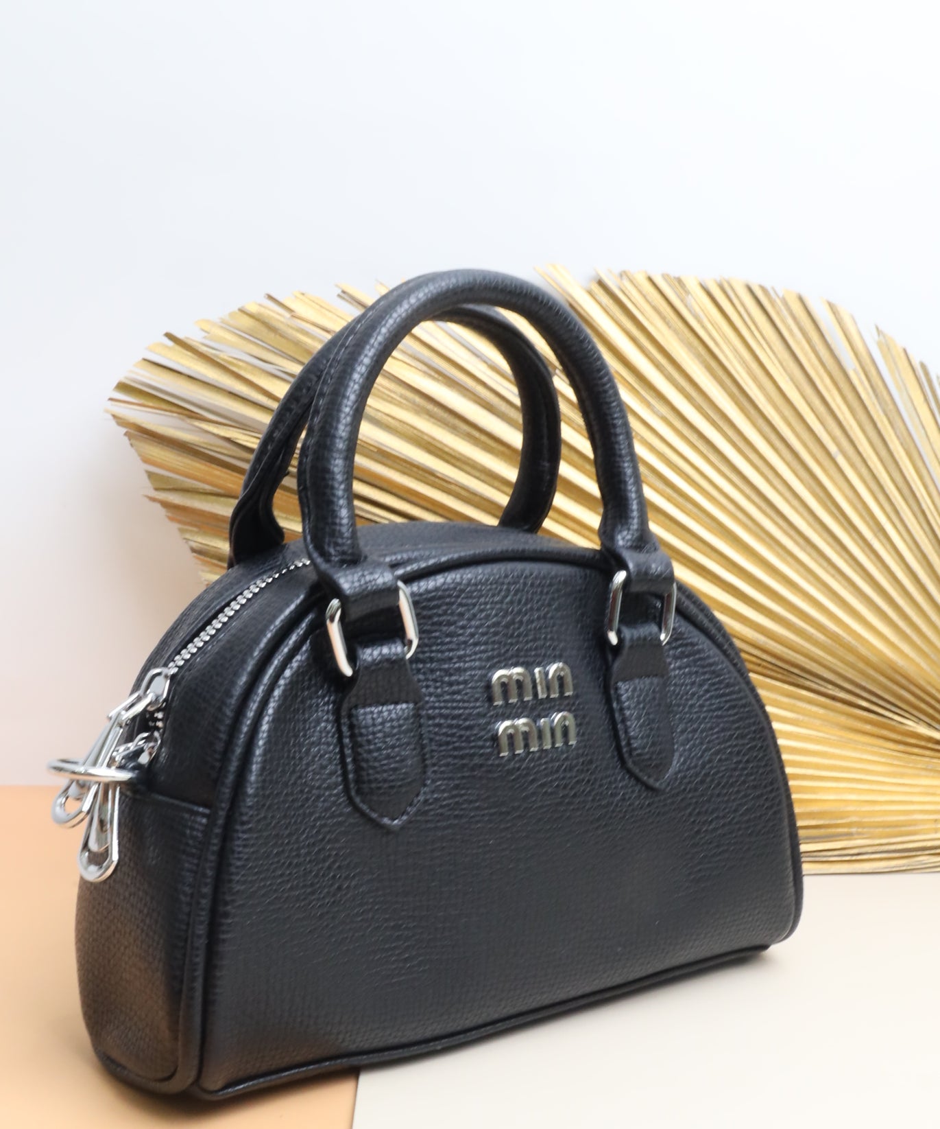 A061 حقيبة نسائية