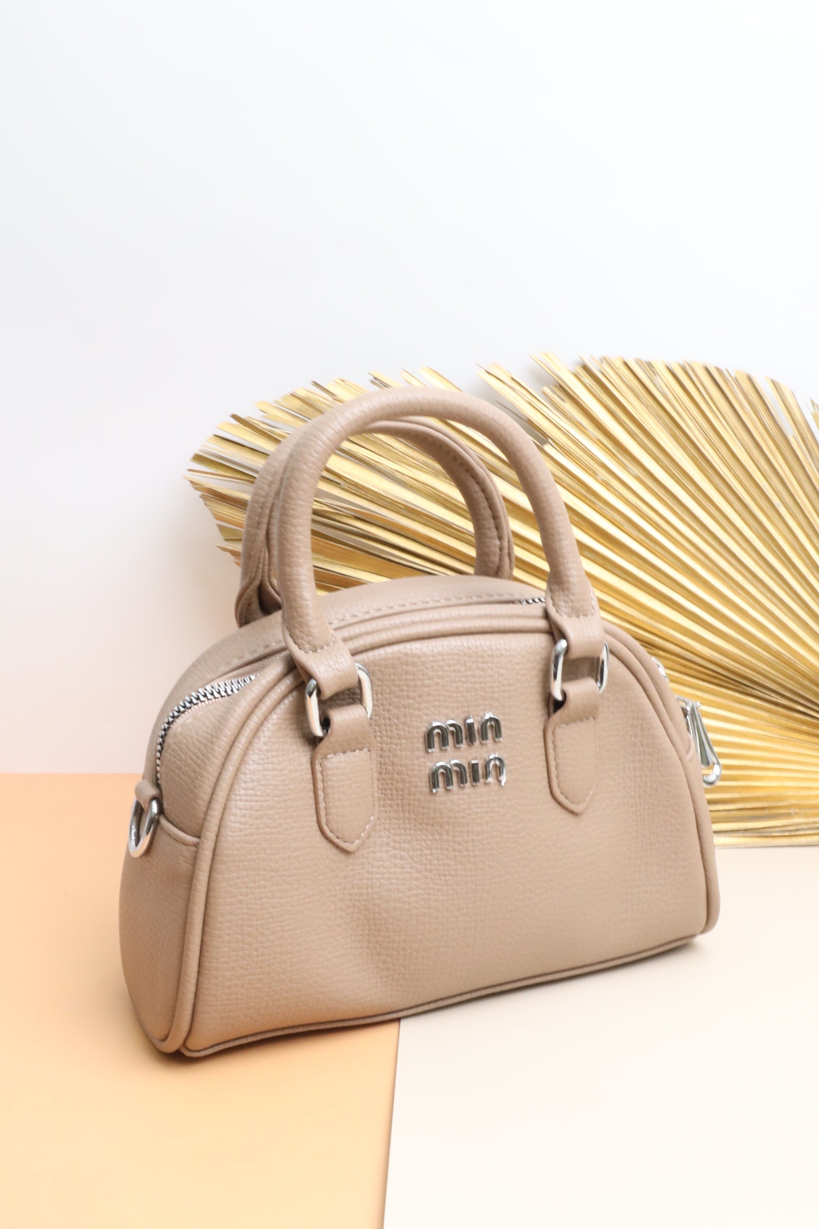 A061 حقيبة نسائية