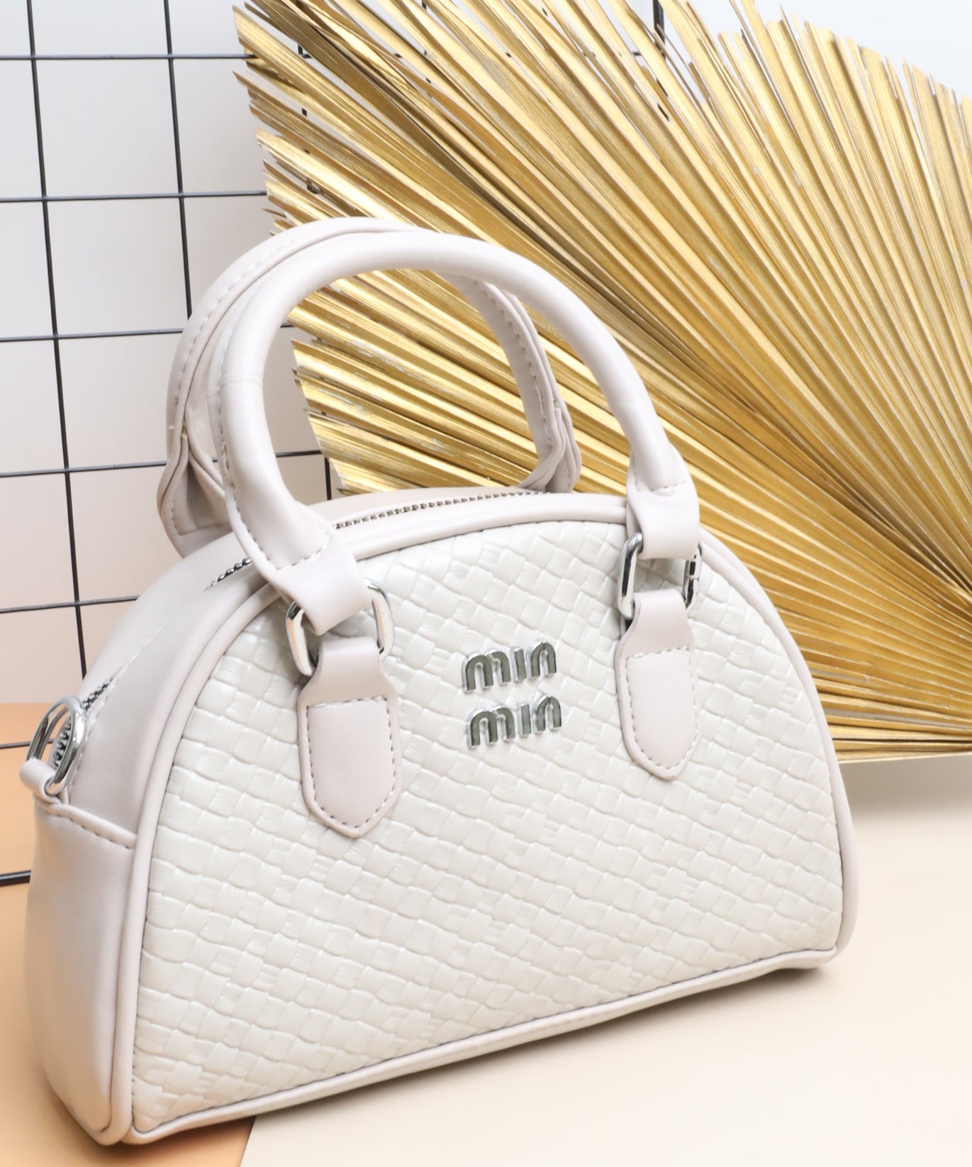 A062 حقيبة نسائية