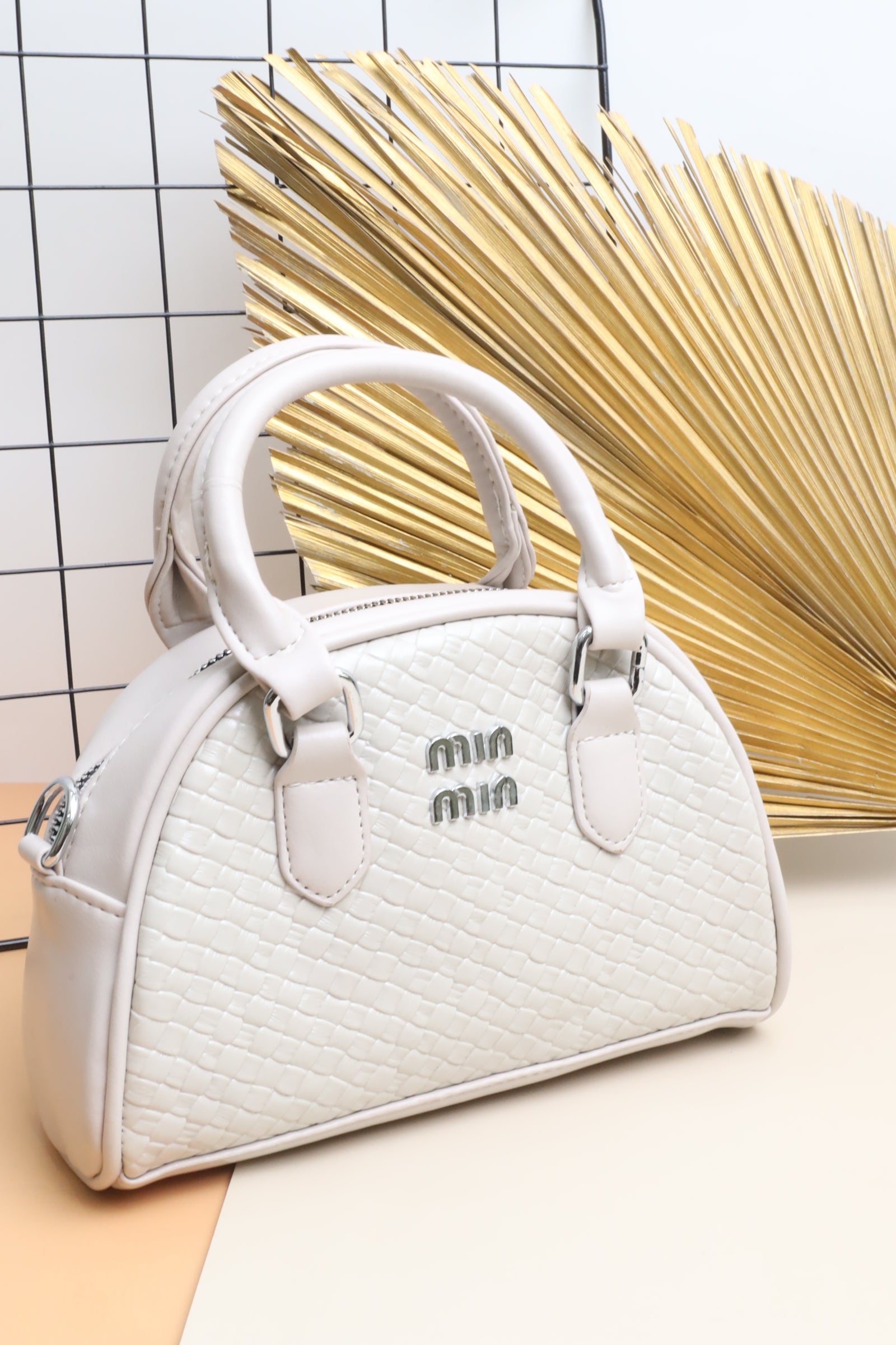 A062 حقيبة نسائية