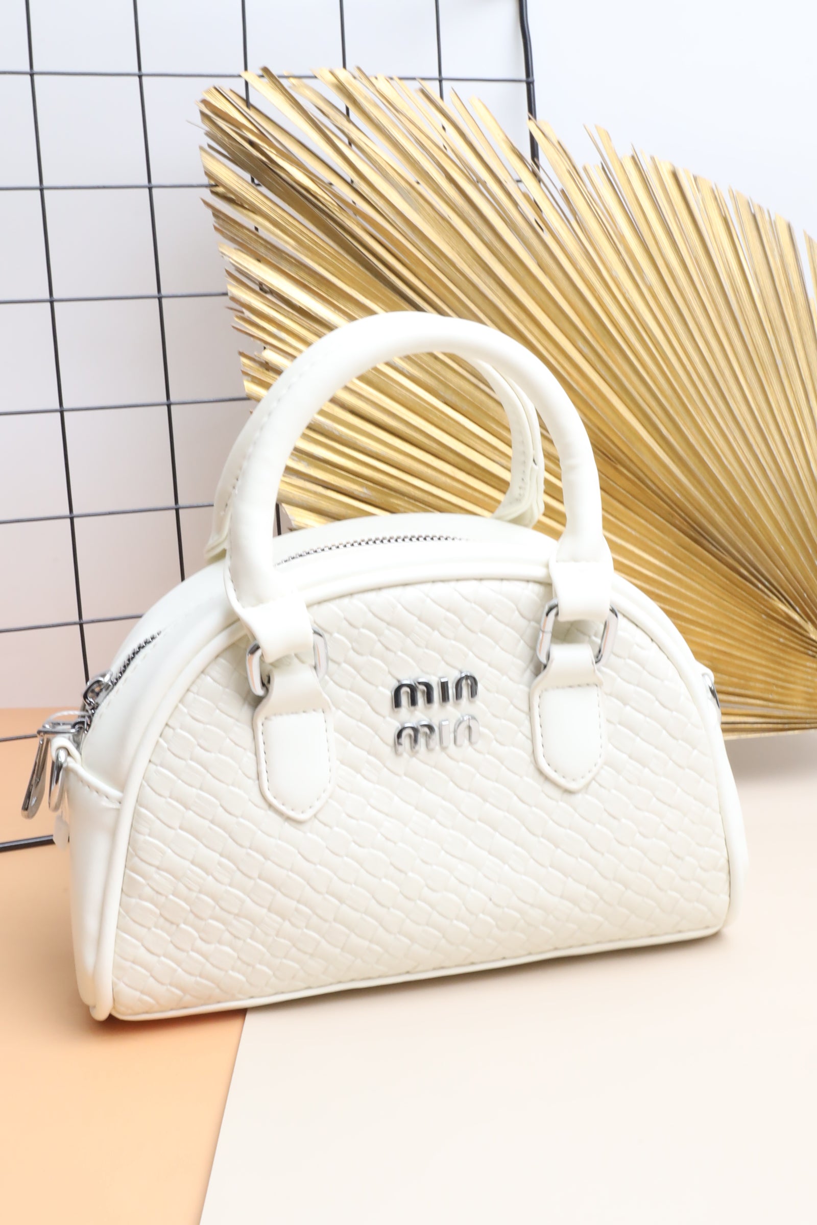 A062 حقيبة نسائية