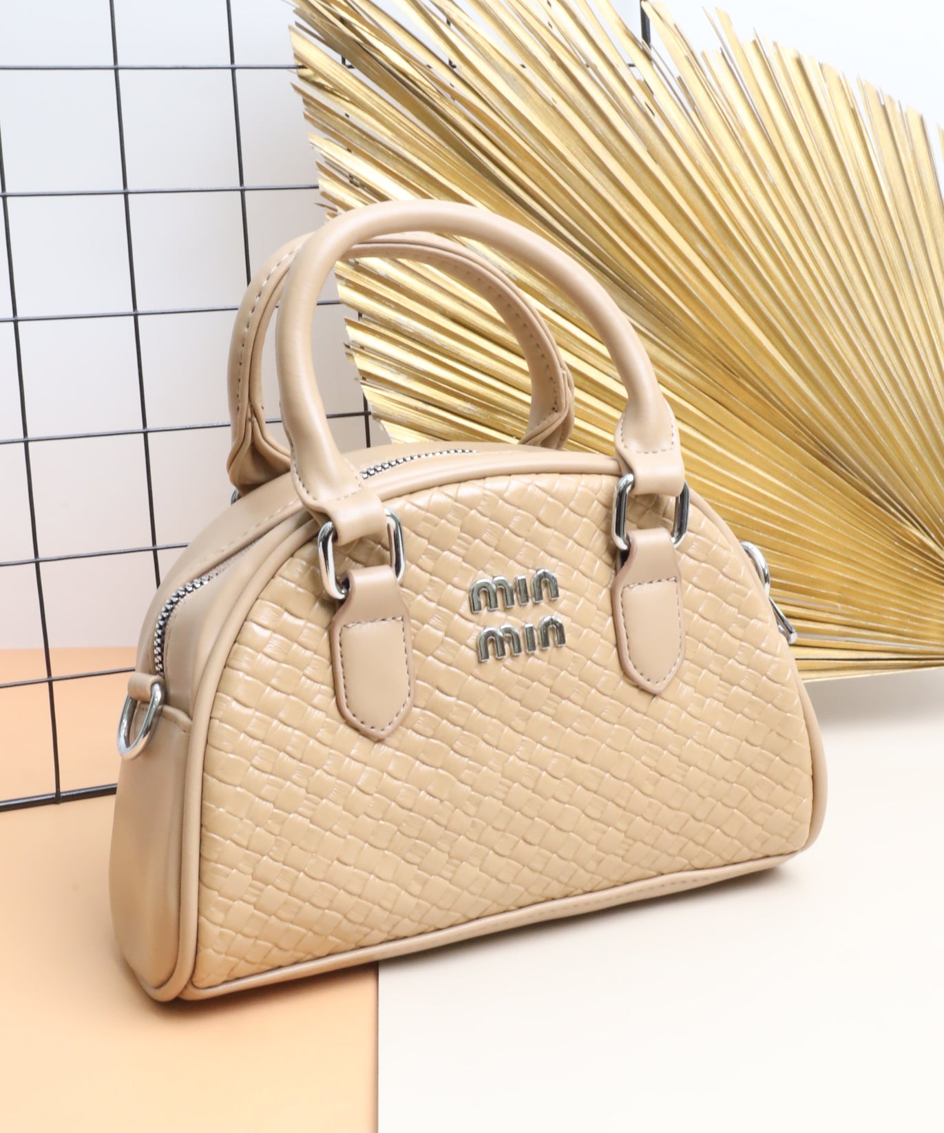 A062 حقيبة نسائية