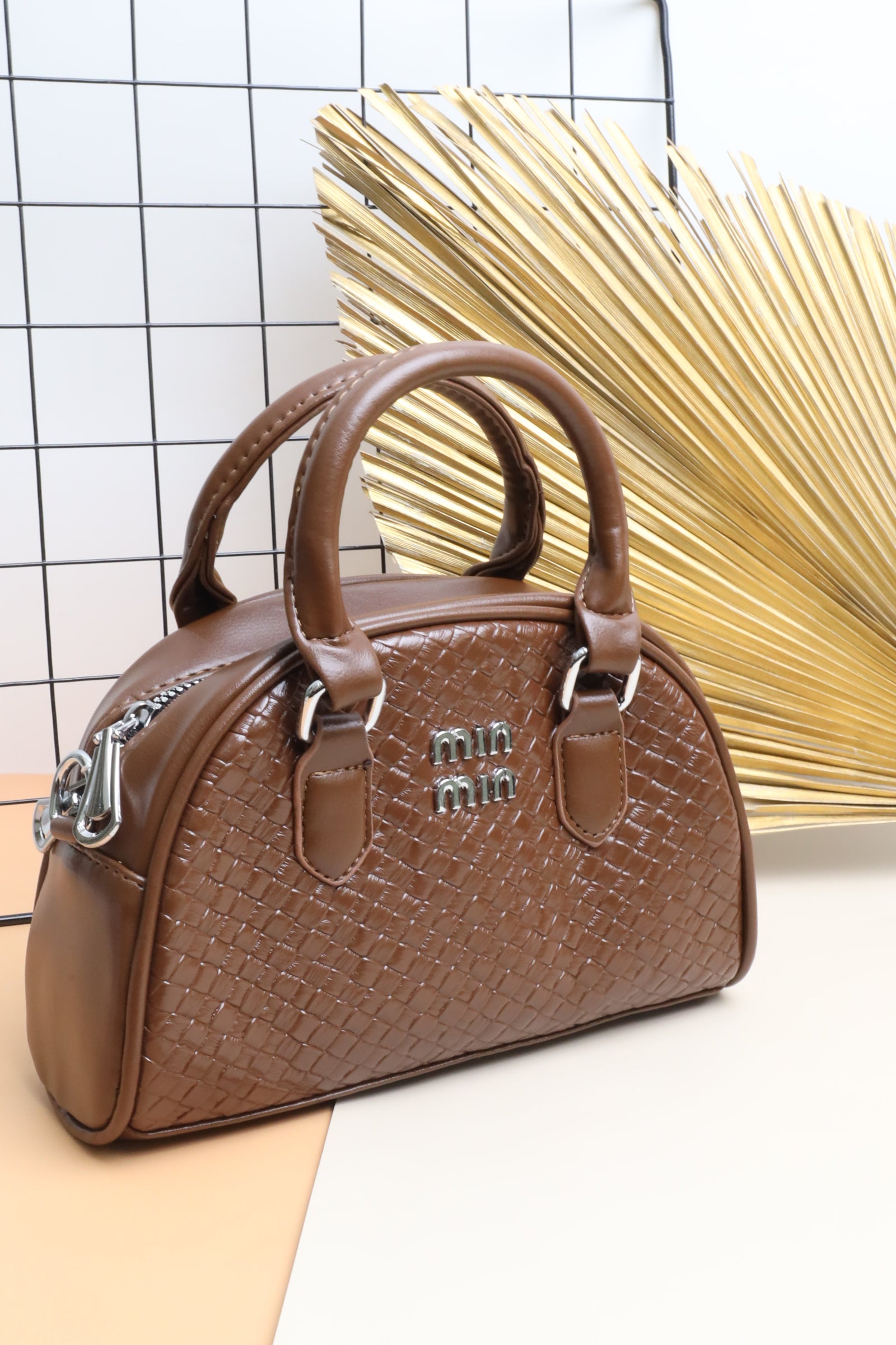 A062 حقيبة نسائية